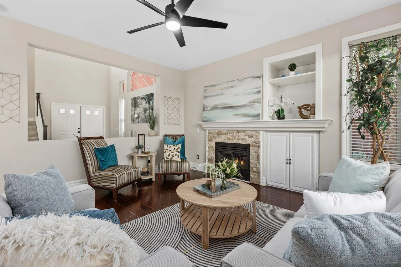 Escondido, California, 92026, United States, 3 Bedrooms Bedrooms, ,3 BathroomsBathrooms,Residential,For Sale,2003359