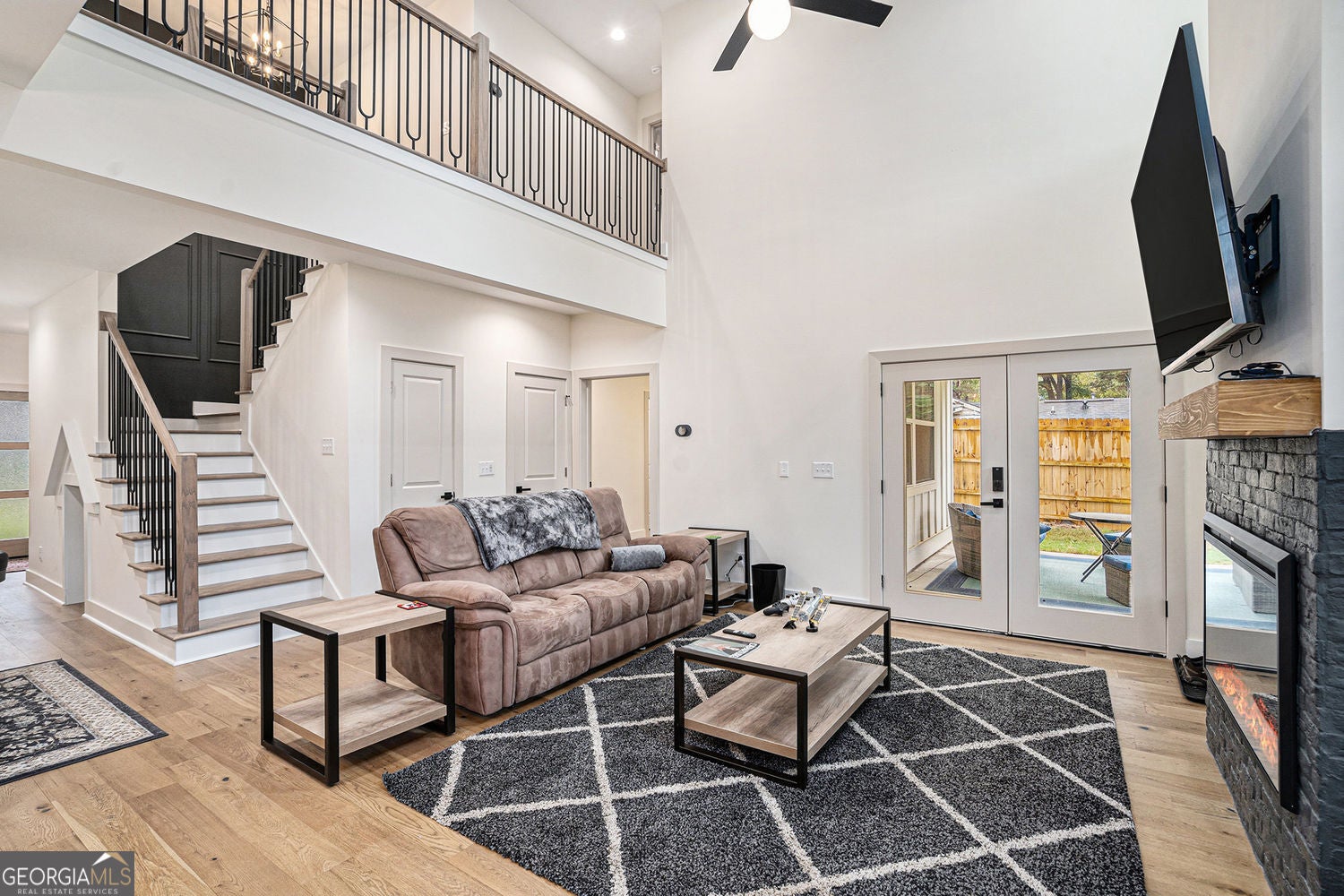 Marietta, Georgia, 30060, United States, 4 Bedrooms Bedrooms, ,4 BathroomsBathrooms,Residential,For Sale,1973518