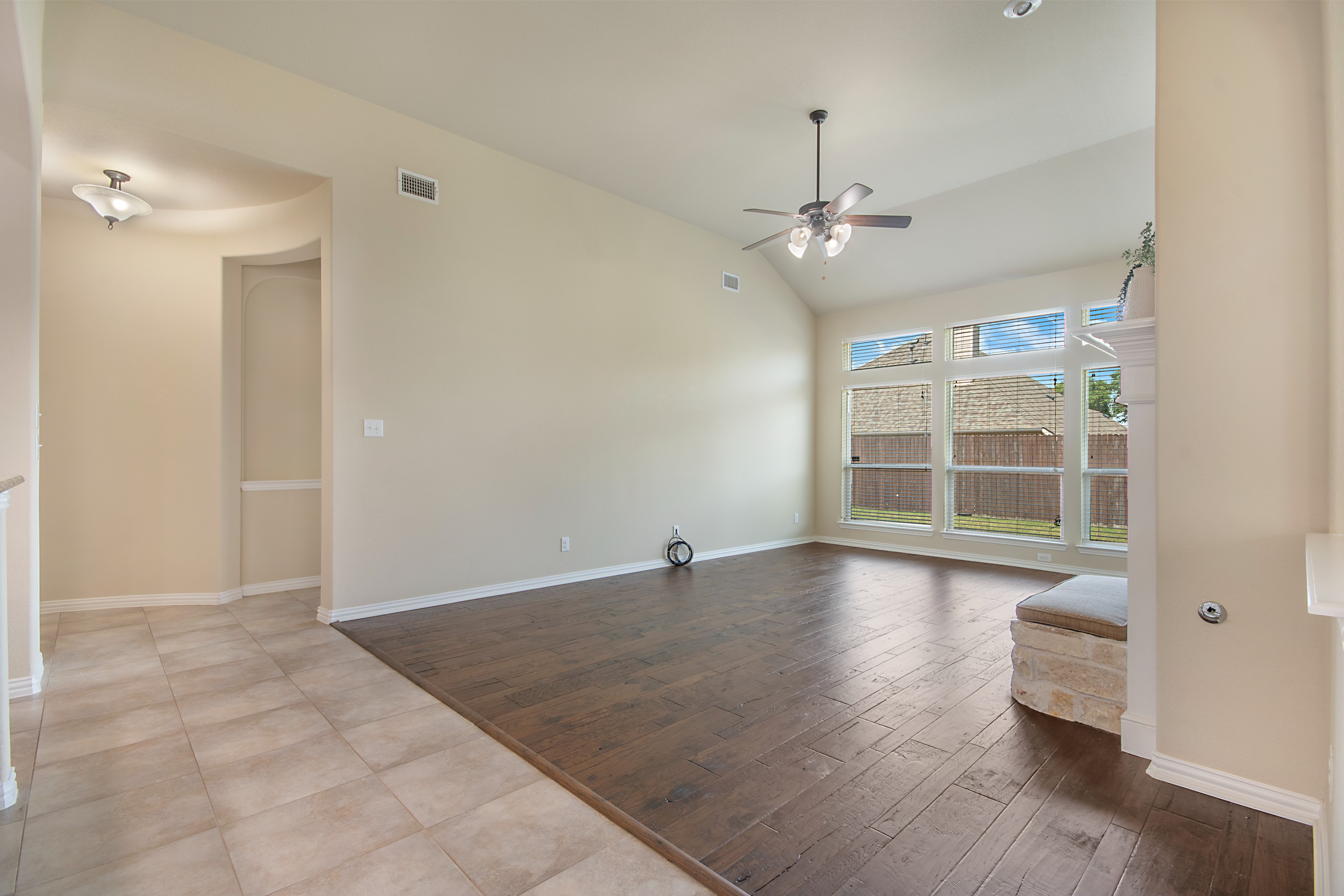  2461 Lakebend Drive, Little Elm, TX, 75068 - 物件實景