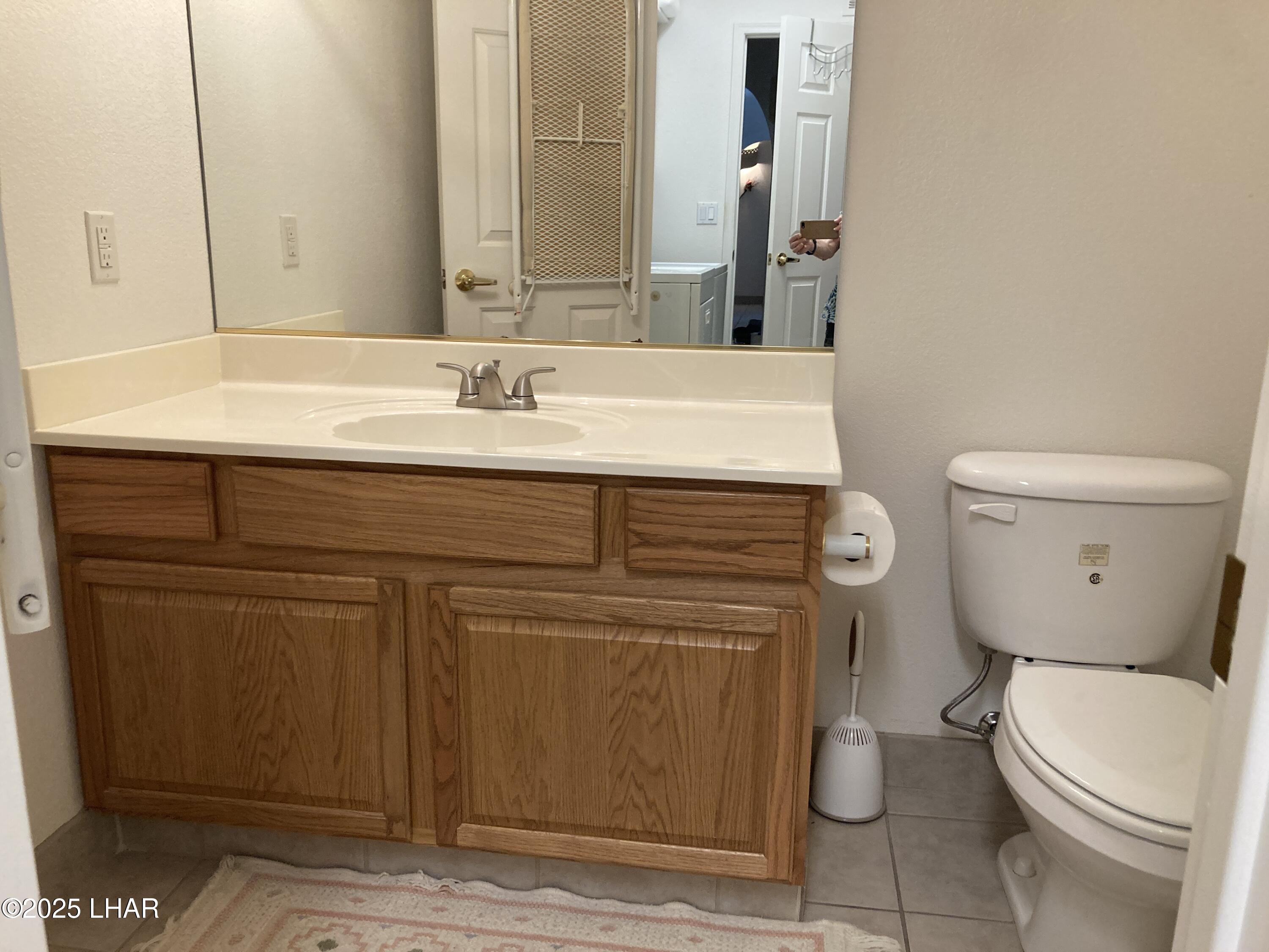 Lake Havasu City, Arizona, 86404, United States, 3 Bedrooms Bedrooms, ,3 BathroomsBathrooms,Residential,For Sale,1949772