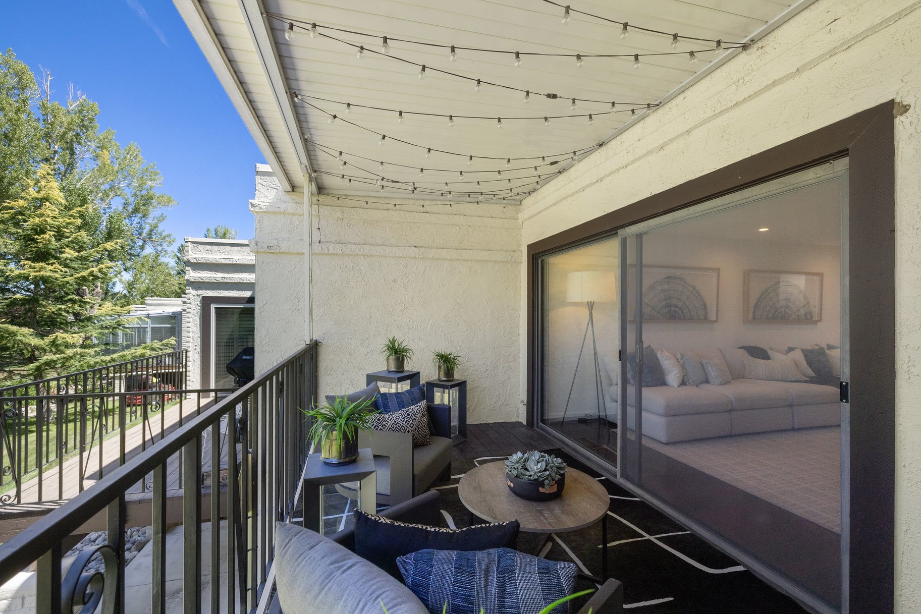  Scenic Fairway Living With by Modern Elegance - 物件實景