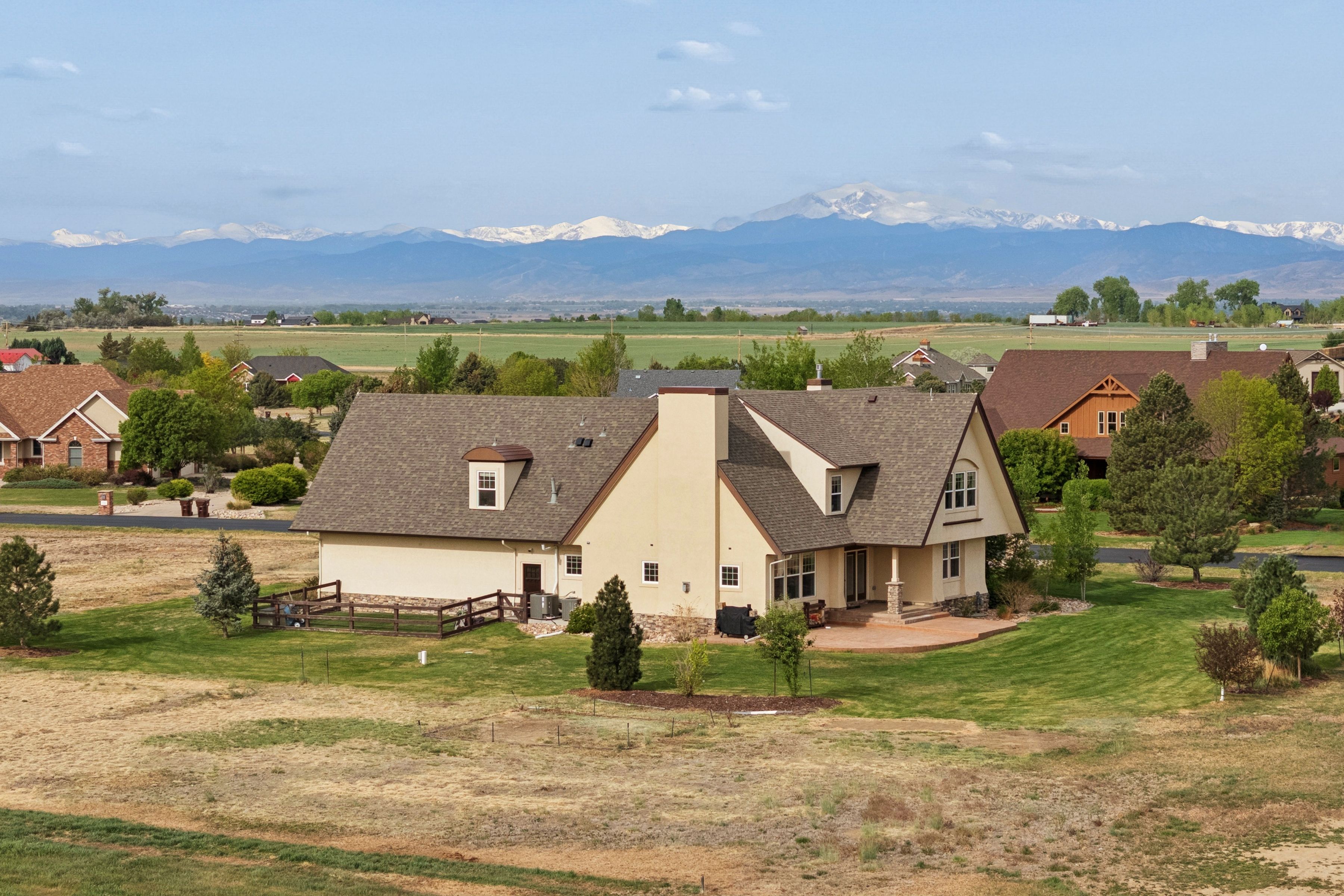  Exceptional Soaring Eagle Ranch Home - 物件實景