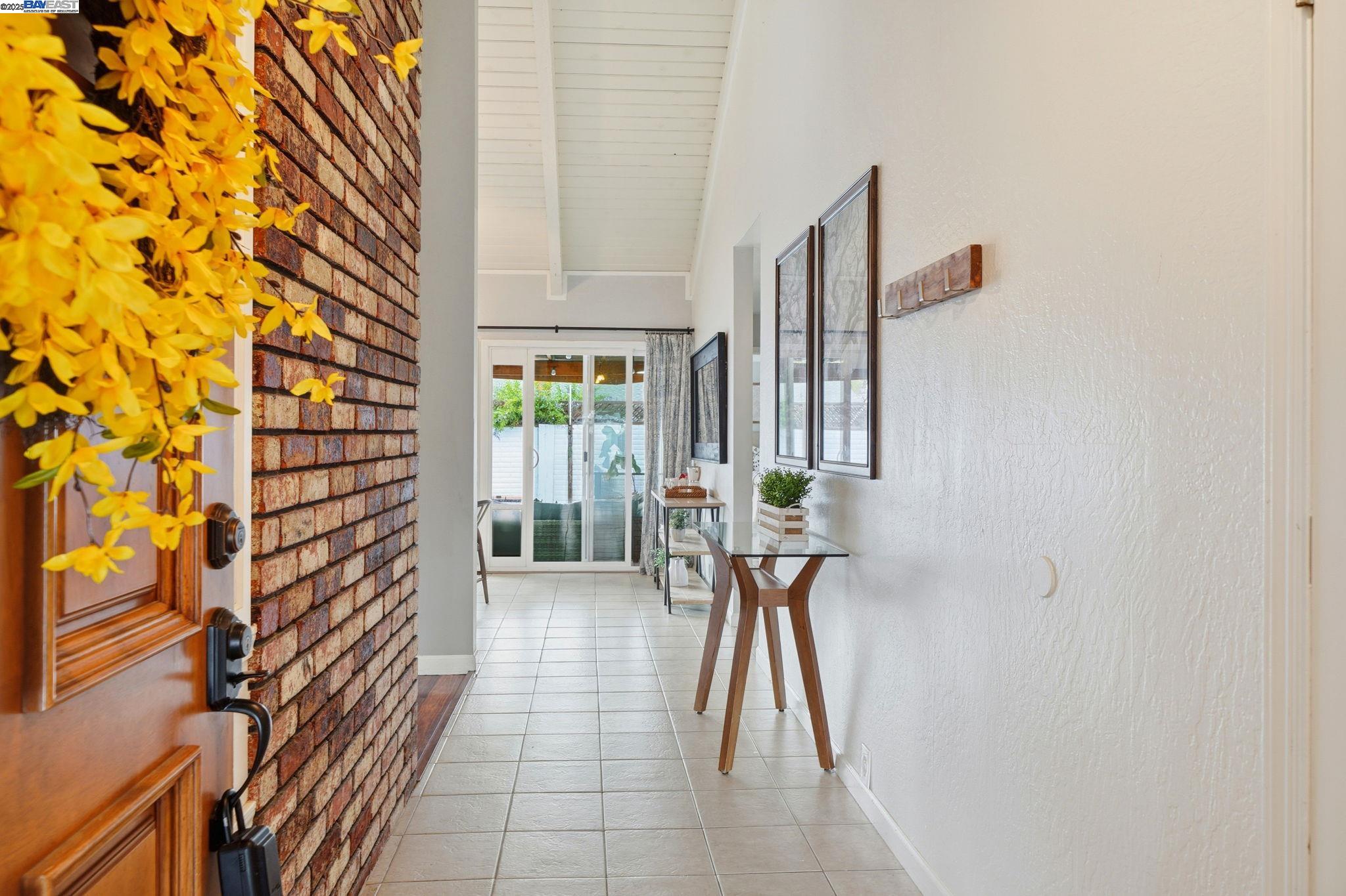 Livermore, California, 94551, United States, 3 Bedrooms Bedrooms, ,2 BathroomsBathrooms,Residential,For Sale,1992921