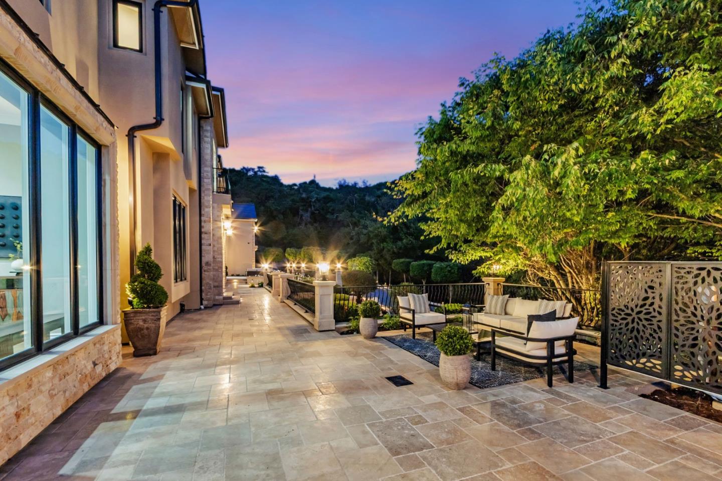 Los Gatos, California, 95032, United States, 8 Bedrooms Bedrooms, ,11 BathroomsBathrooms,Residential,For Sale,1855941