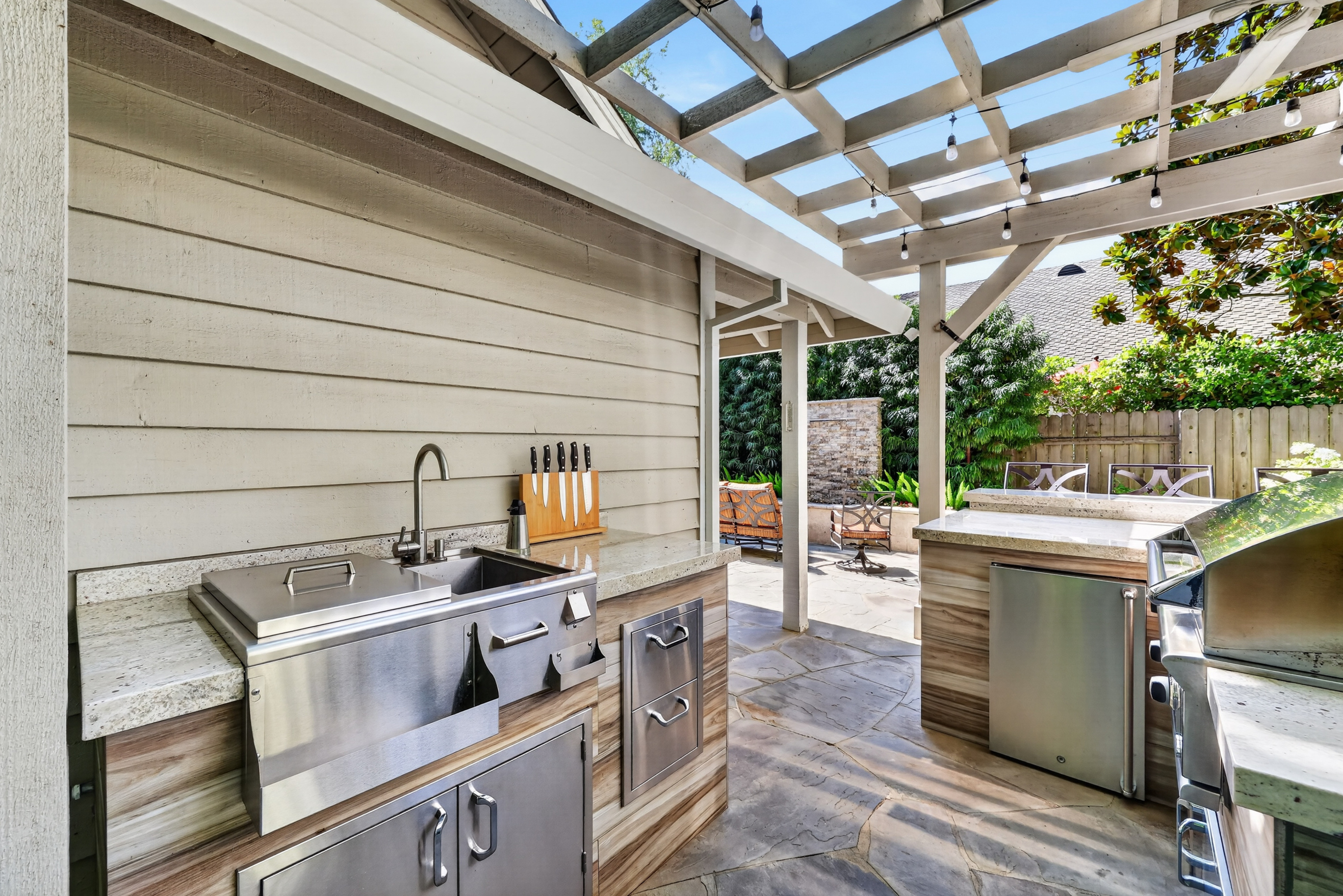  1073 Harrington Way, Carmichael, CA 95608 - 物件實景