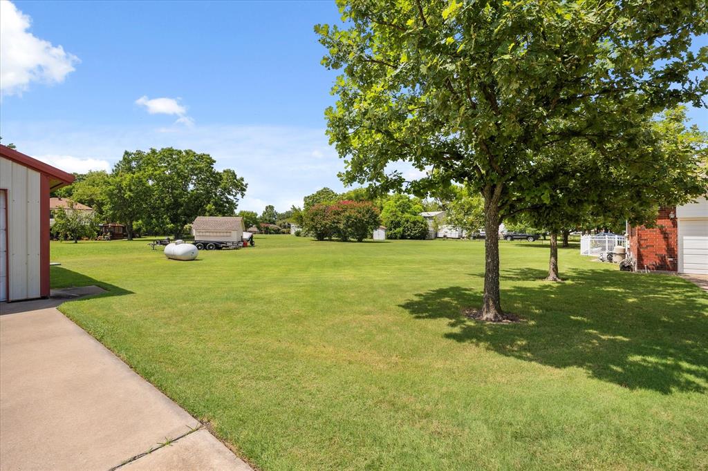 Forney, Texas, 75126, United States, 4 Bedrooms Bedrooms, ,3 BathroomsBathrooms,Residential,For Sale,1895452