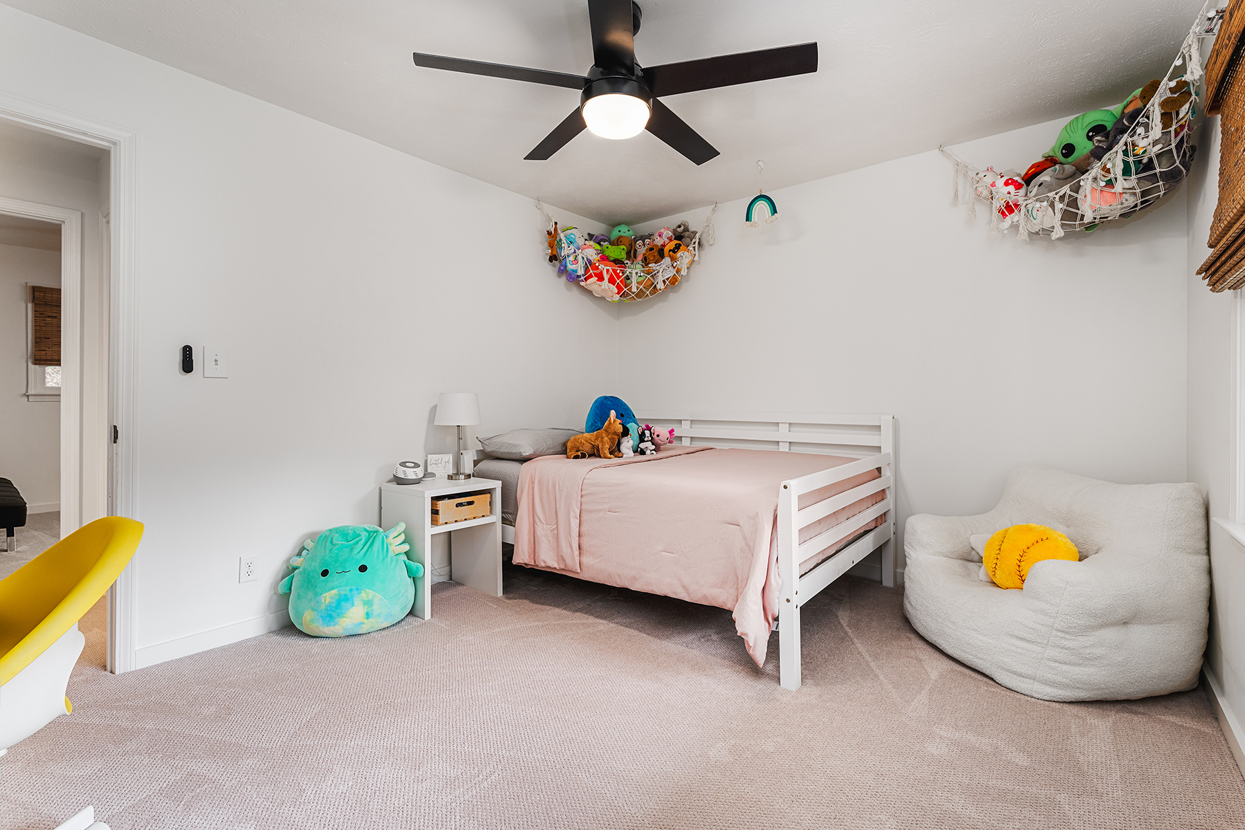  Beautifully Renovated Roswell Home Blends Contemporary Style with Classic Charm - 物件實景