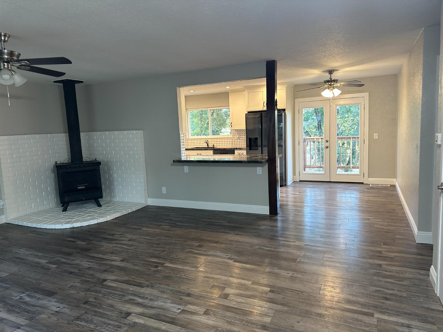 El Dorado, California, 95623, United States, 3 Bedrooms Bedrooms, ,2 BathroomsBathrooms,Residential,For Sale,1888734