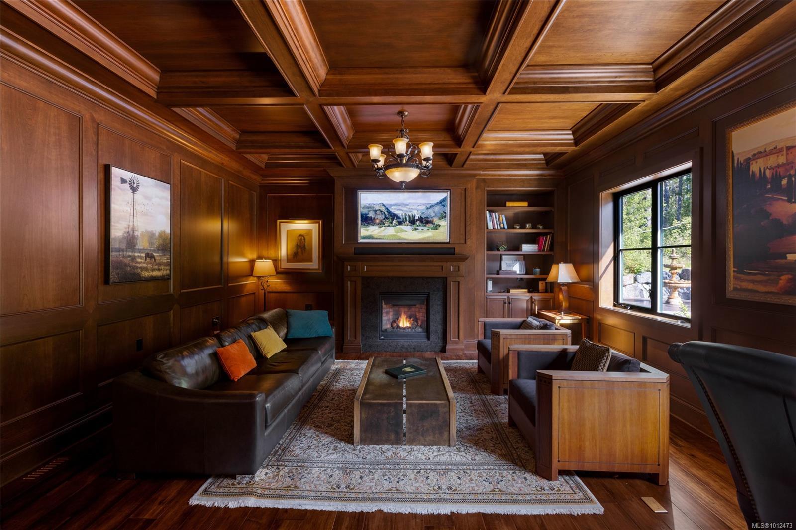 NORTH SAANICH, British Columbia, V8L 5M1, CA, 3 Bedrooms Bedrooms, ,Residential,For Sale,1948339