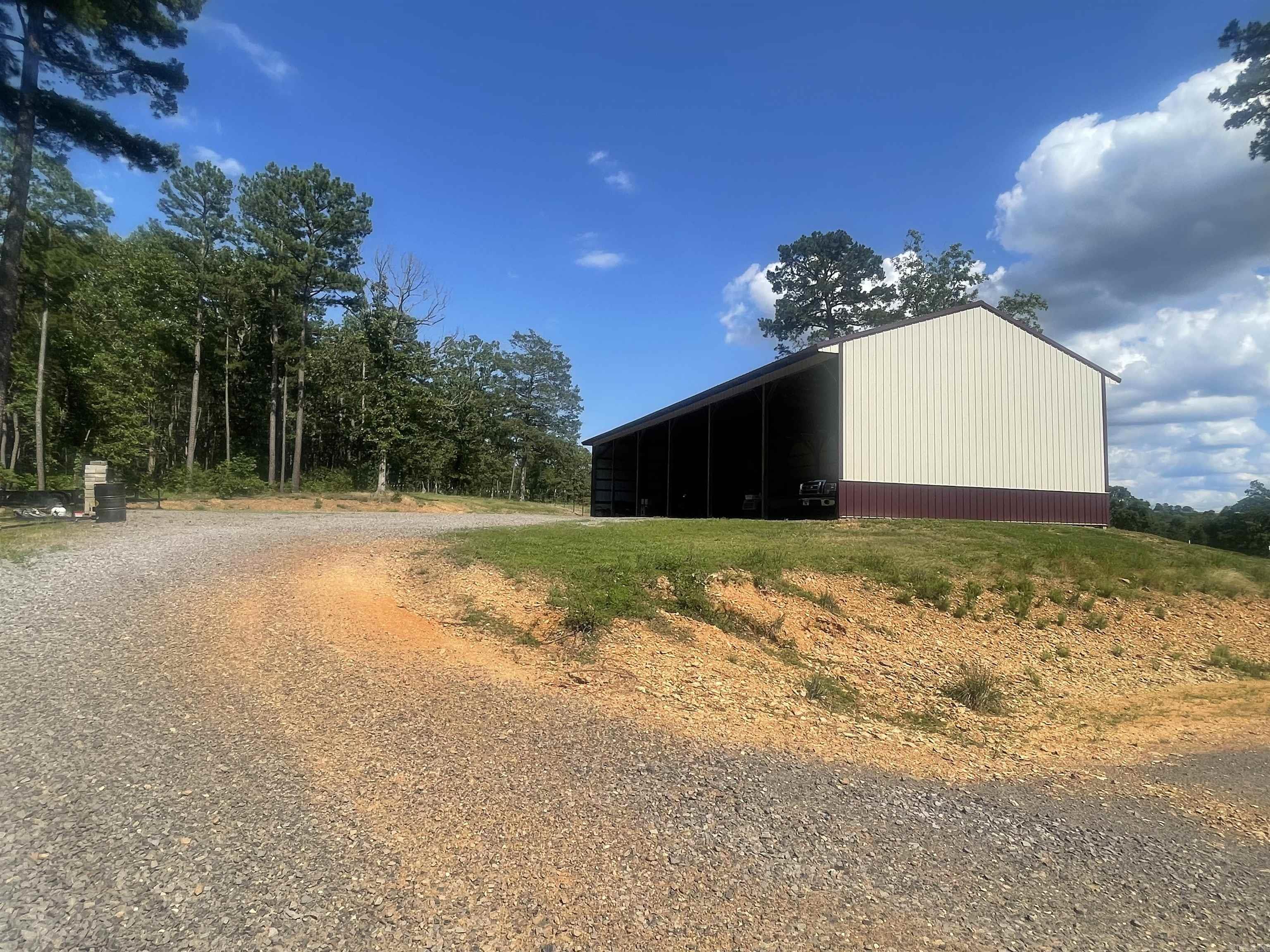 Danville, Arkansas, 72833, United States, 1 Bedroom Bedrooms, ,1 BathroomBathrooms,Residential,For Sale,1916227
