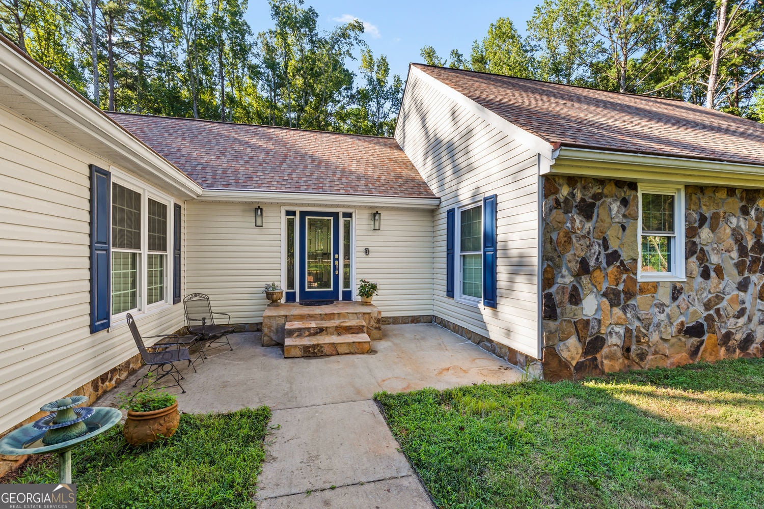 Fayetteville, Georgia, 30215, United States, 5 Bedrooms Bedrooms, ,3 BathroomsBathrooms,Residential,For Sale,1908173