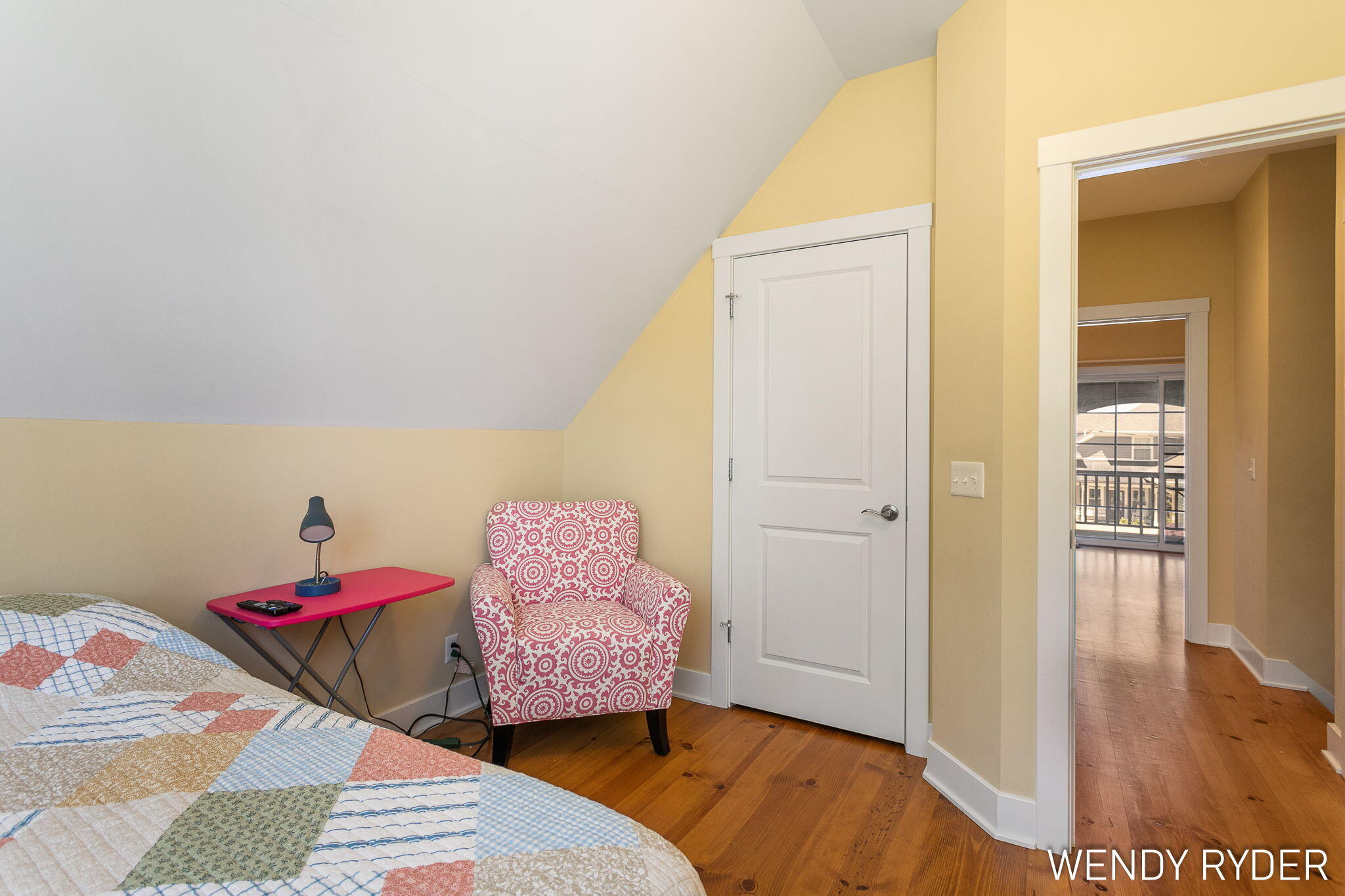 South Haven, Michigan, 49090, United States, 4 Bedrooms Bedrooms, ,4 BathroomsBathrooms,Residential,For Sale,1907418