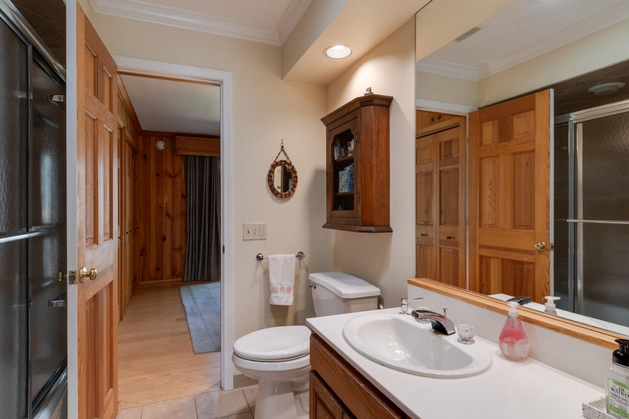 Fennville, Michigan, 49408, United States, 9 Bedrooms Bedrooms, ,10 BathroomsBathrooms,Residential,For Sale,1992421