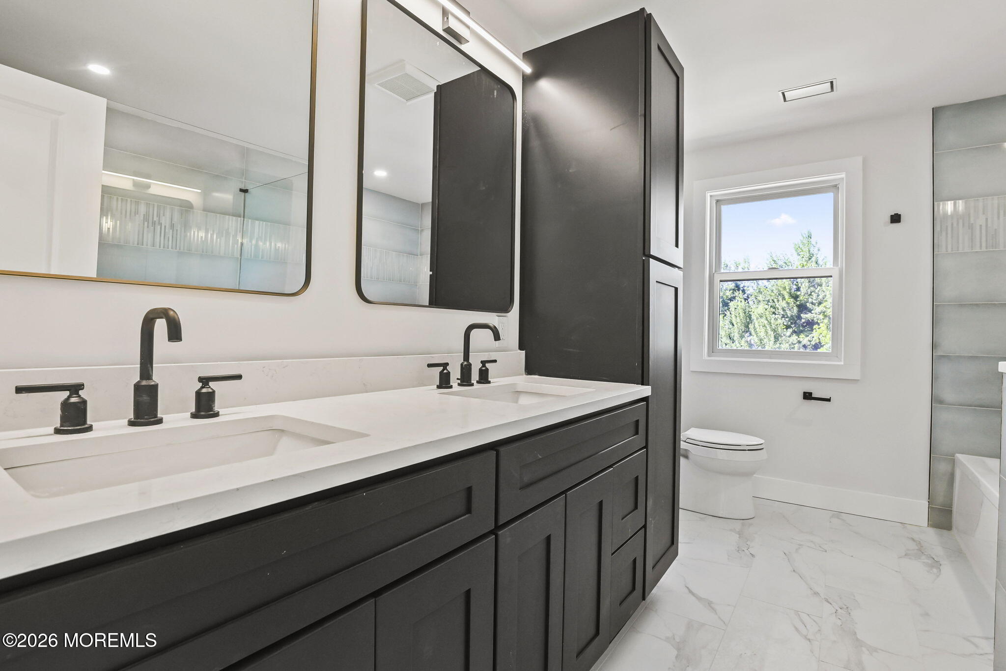 Point Pleasant, New Jersey, 08742, United States, 6 Bedrooms Bedrooms, ,5 BathroomsBathrooms,Residential,For Sale,2048997