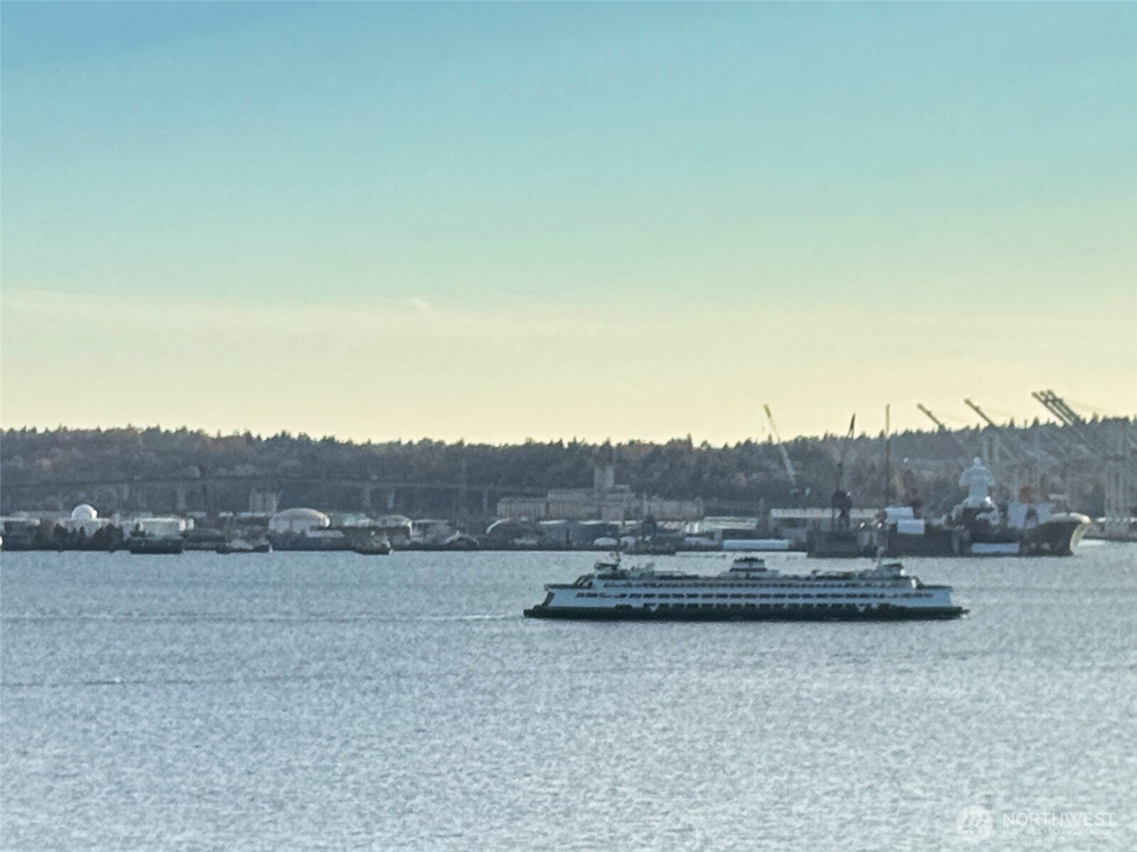 Seattle, Washington, 98121, United States, 1 Bedroom Bedrooms, ,Residential,For Sale,1992082