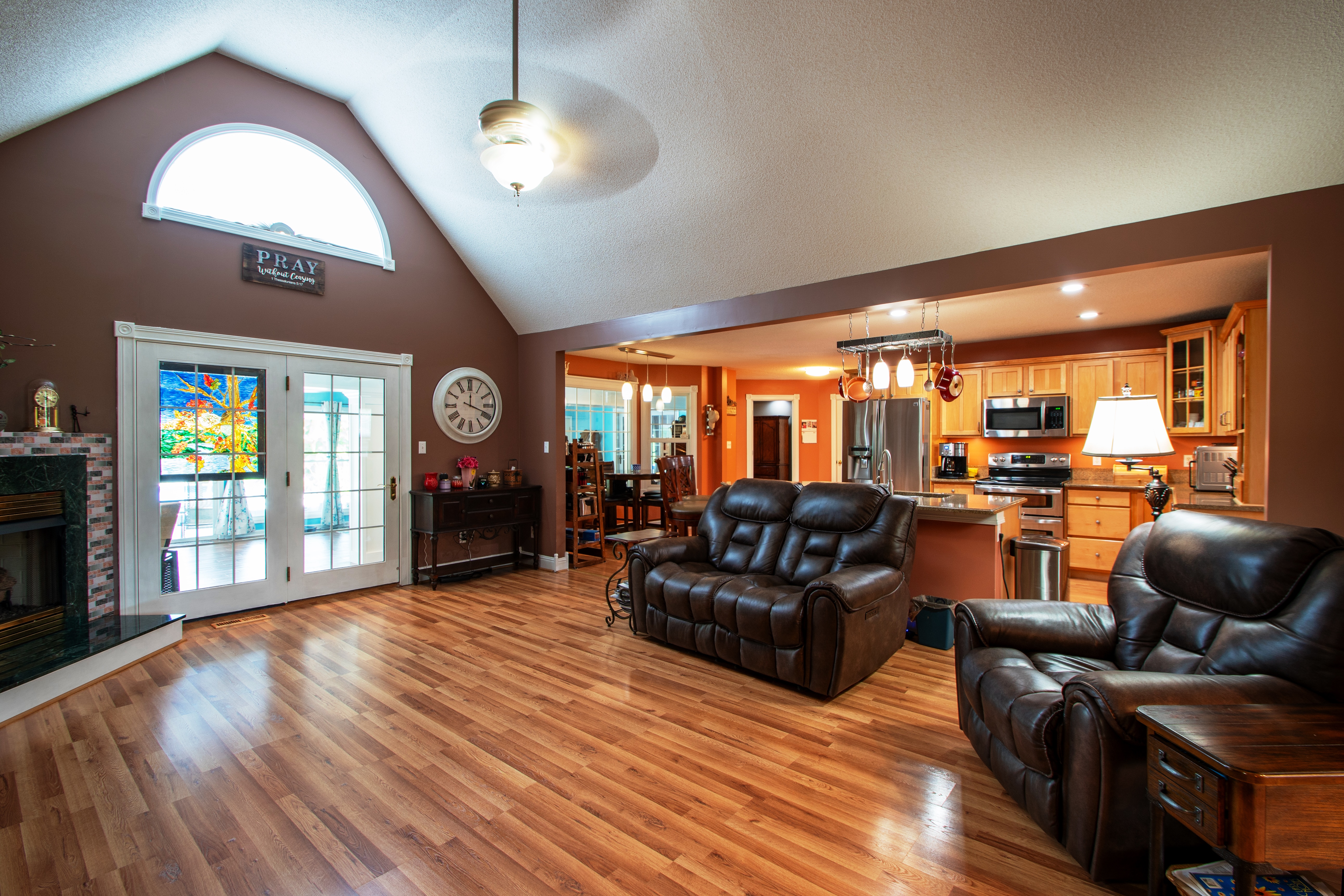 Paducah, Kentucky, 42003, United States, 4 Bedrooms Bedrooms, ,2 BathroomsBathrooms,Residential,For Sale,1974262