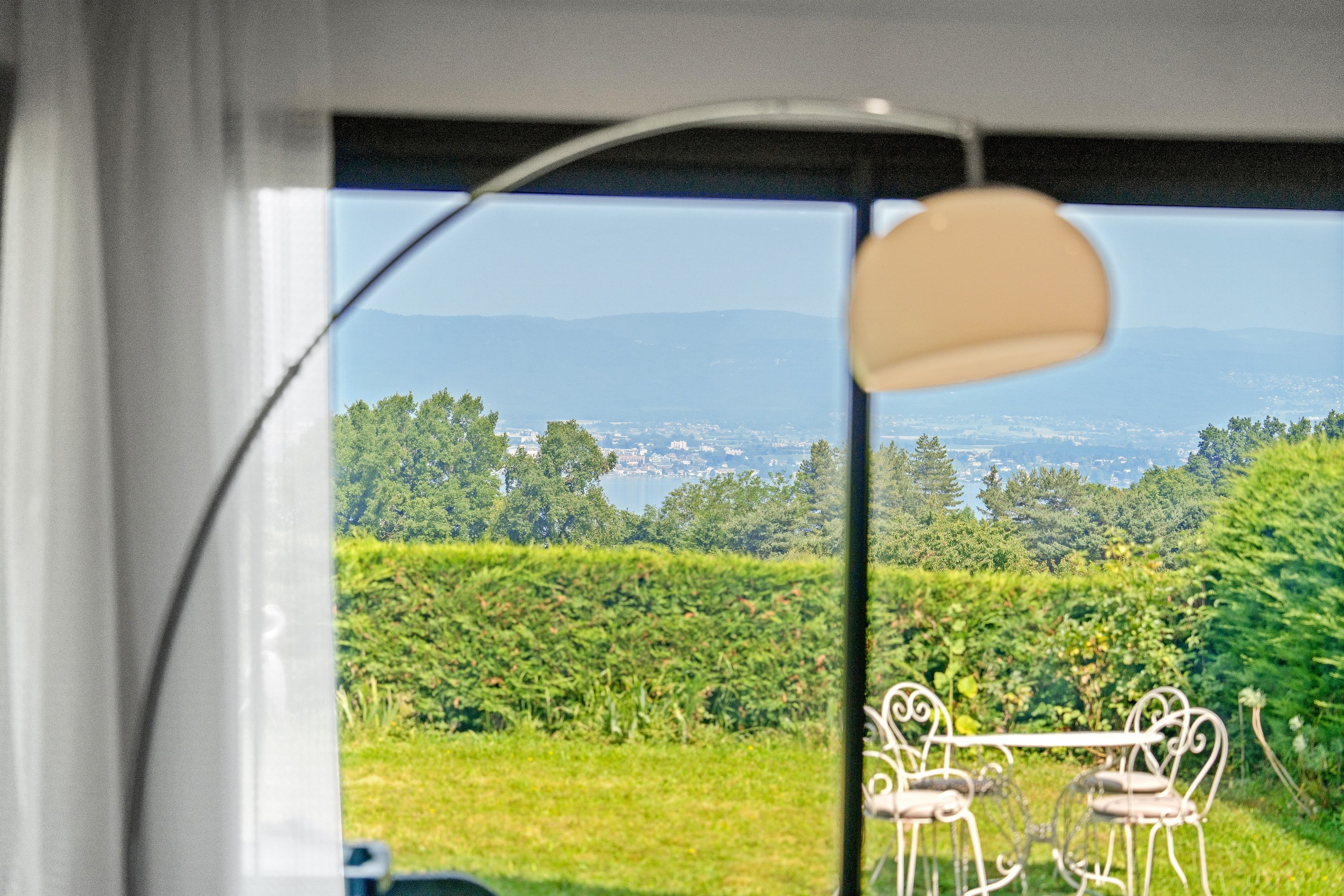  Elegant Contemporary Villa with Lake View - 物件實景
