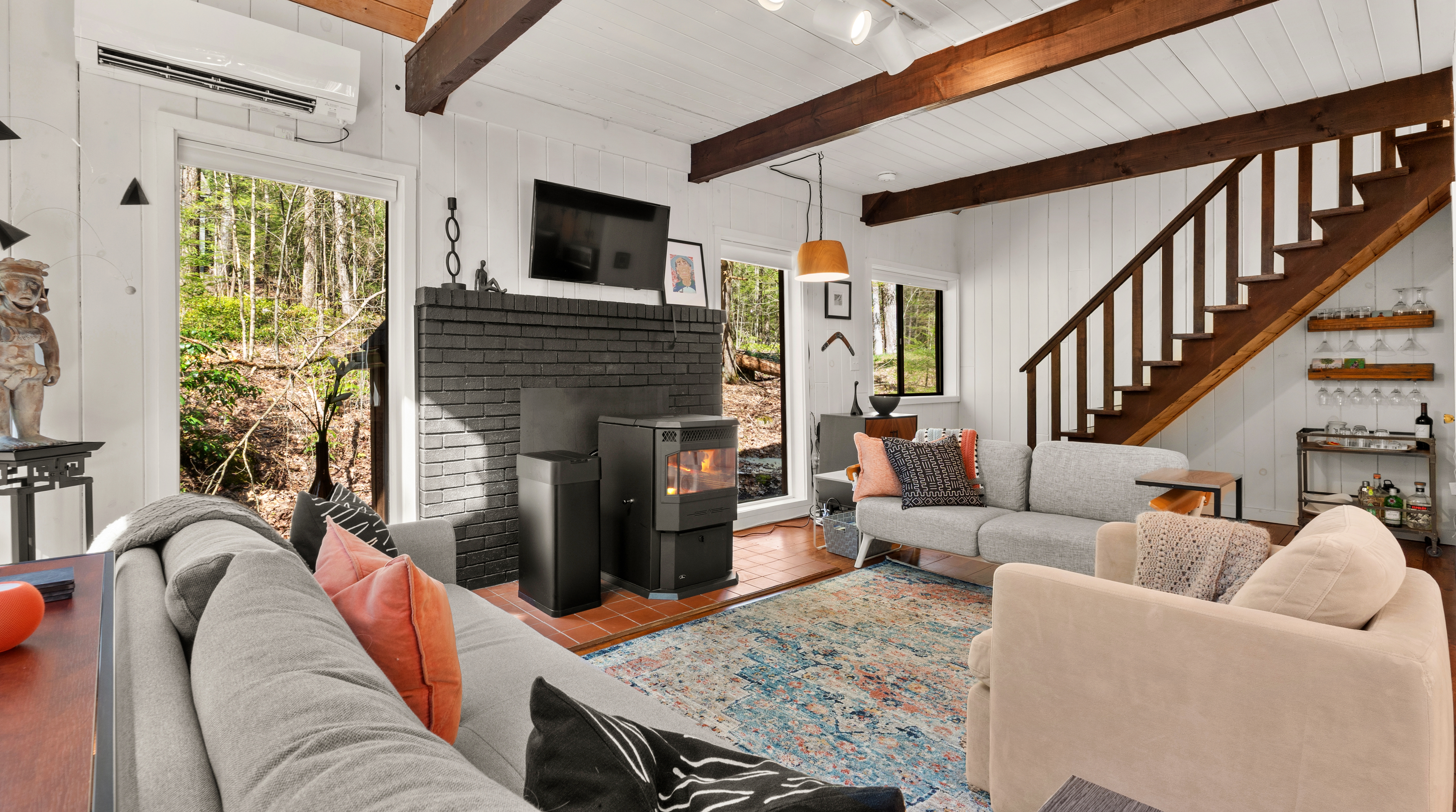  Berkshire Summer Retreat: Modern Cabin with Lake & Club Access - 物件實景