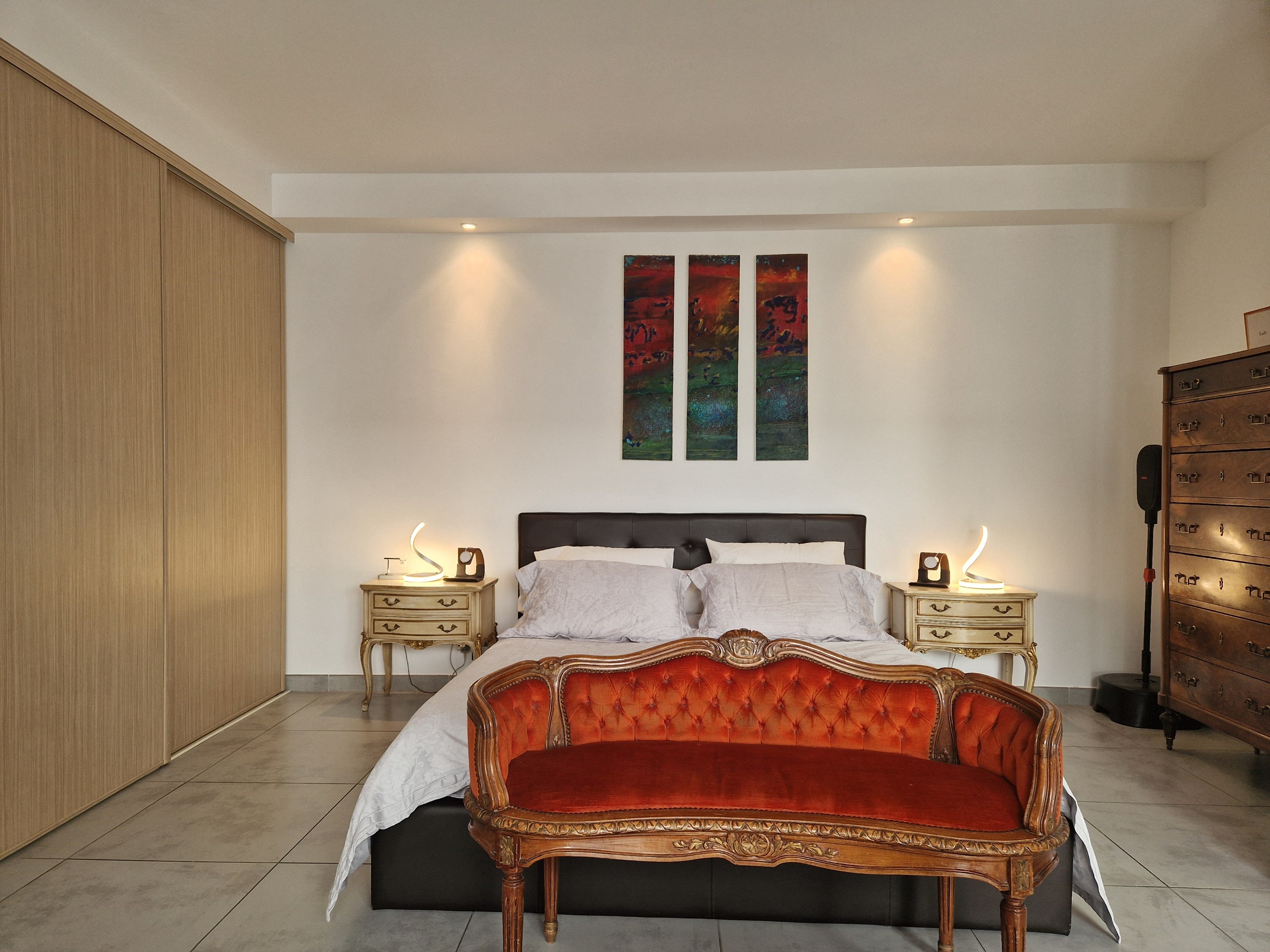  Unique – Narbonne house (200 m²) – 6 bedrooms, living room opening onto a patio… - 物件實景