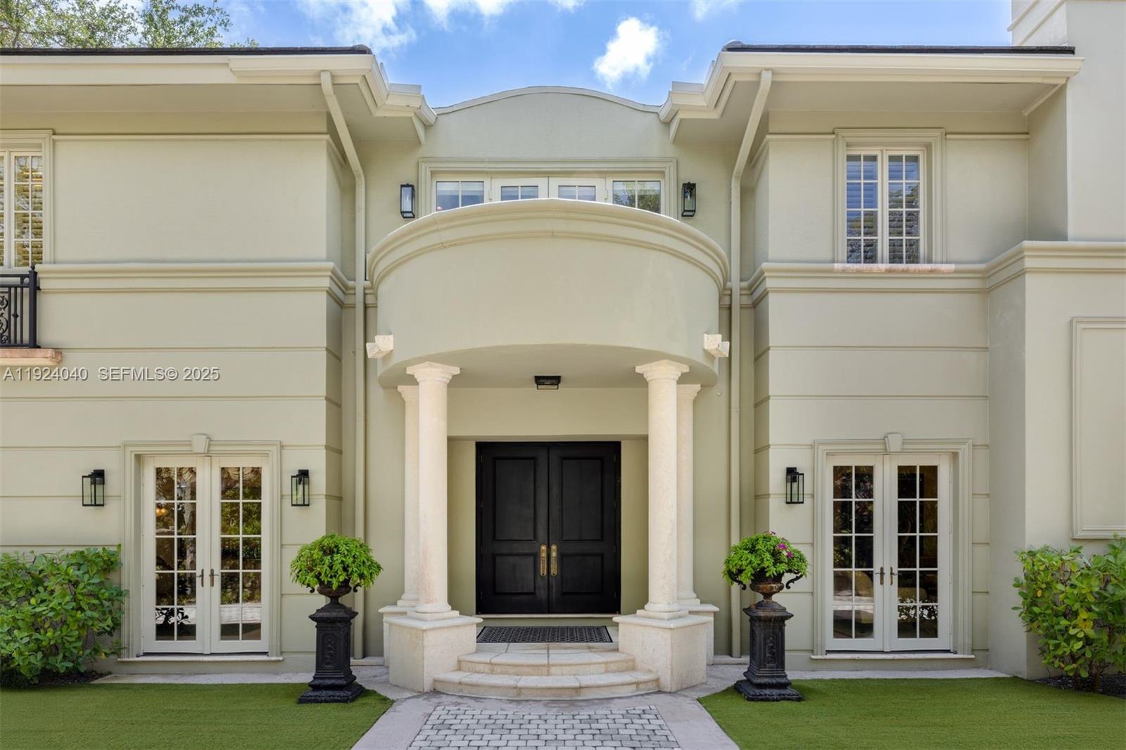 Miami, Florida, 33133, United States, 5 Bedrooms Bedrooms, ,7 BathroomsBathrooms,Residential,For Sale,2002082