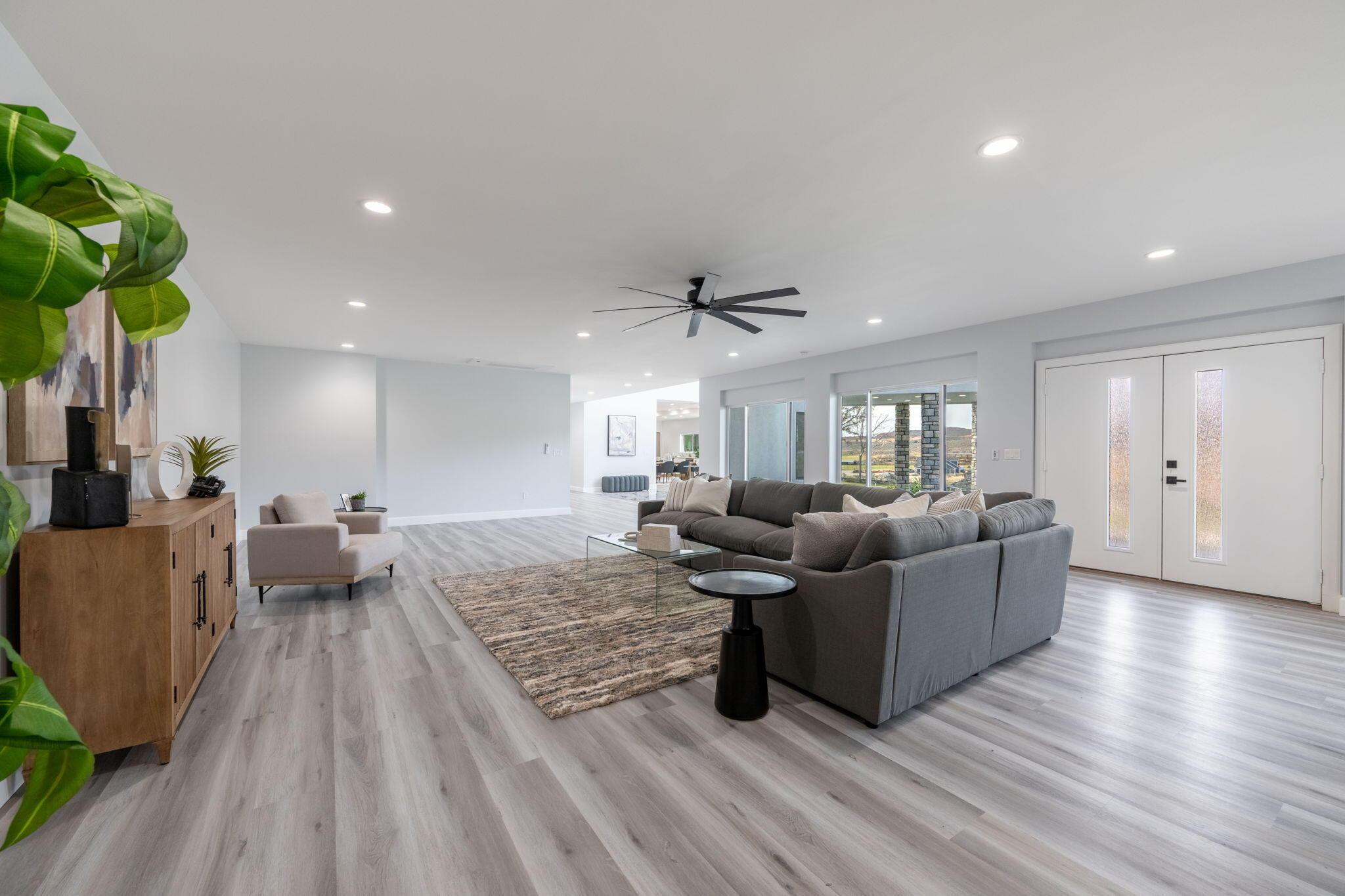 Toquerville, Utah, 84774, United States, 6 Bedrooms Bedrooms, ,8 BathroomsBathrooms,Residential,For Sale,2007436