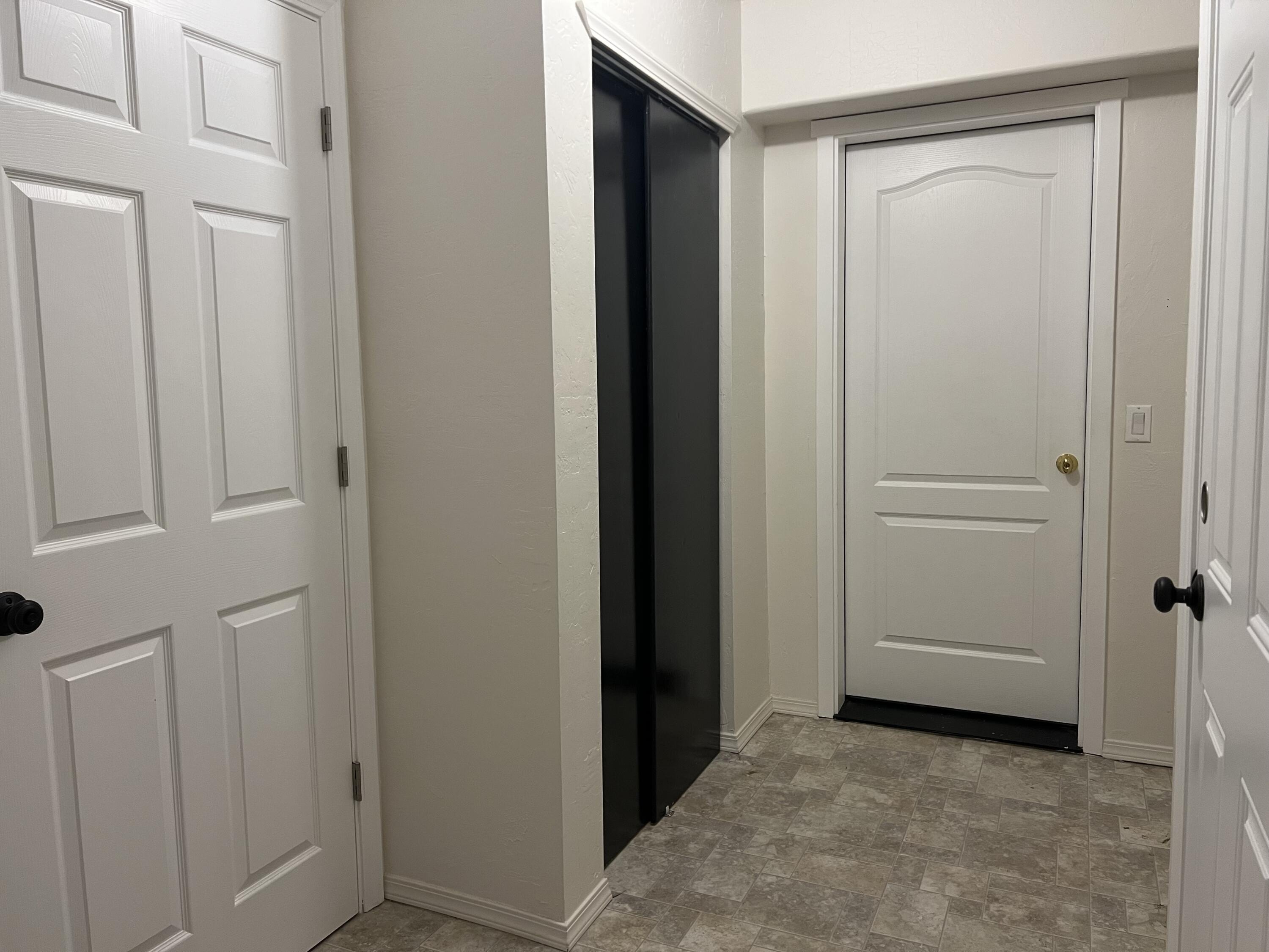 Grants Pass, Oregon, 97526, United States, 5 Bedrooms Bedrooms, ,4 BathroomsBathrooms,Residential,For Sale,1980751