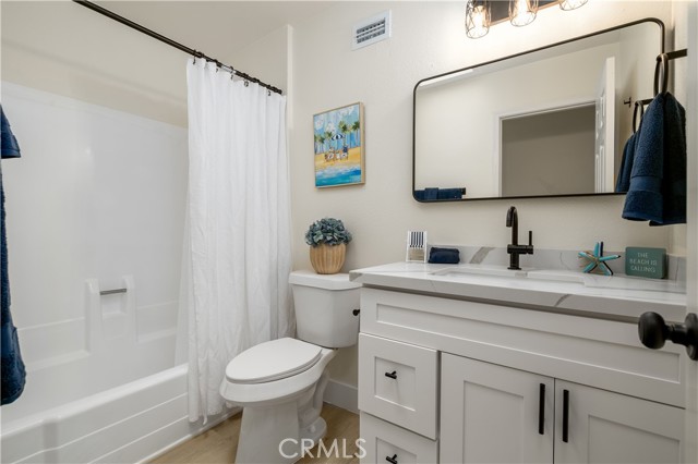 Lake Elsinore, California, 92530, United States, 3 Bedrooms Bedrooms, ,2 BathroomsBathrooms,Residential,For Sale,1942954
