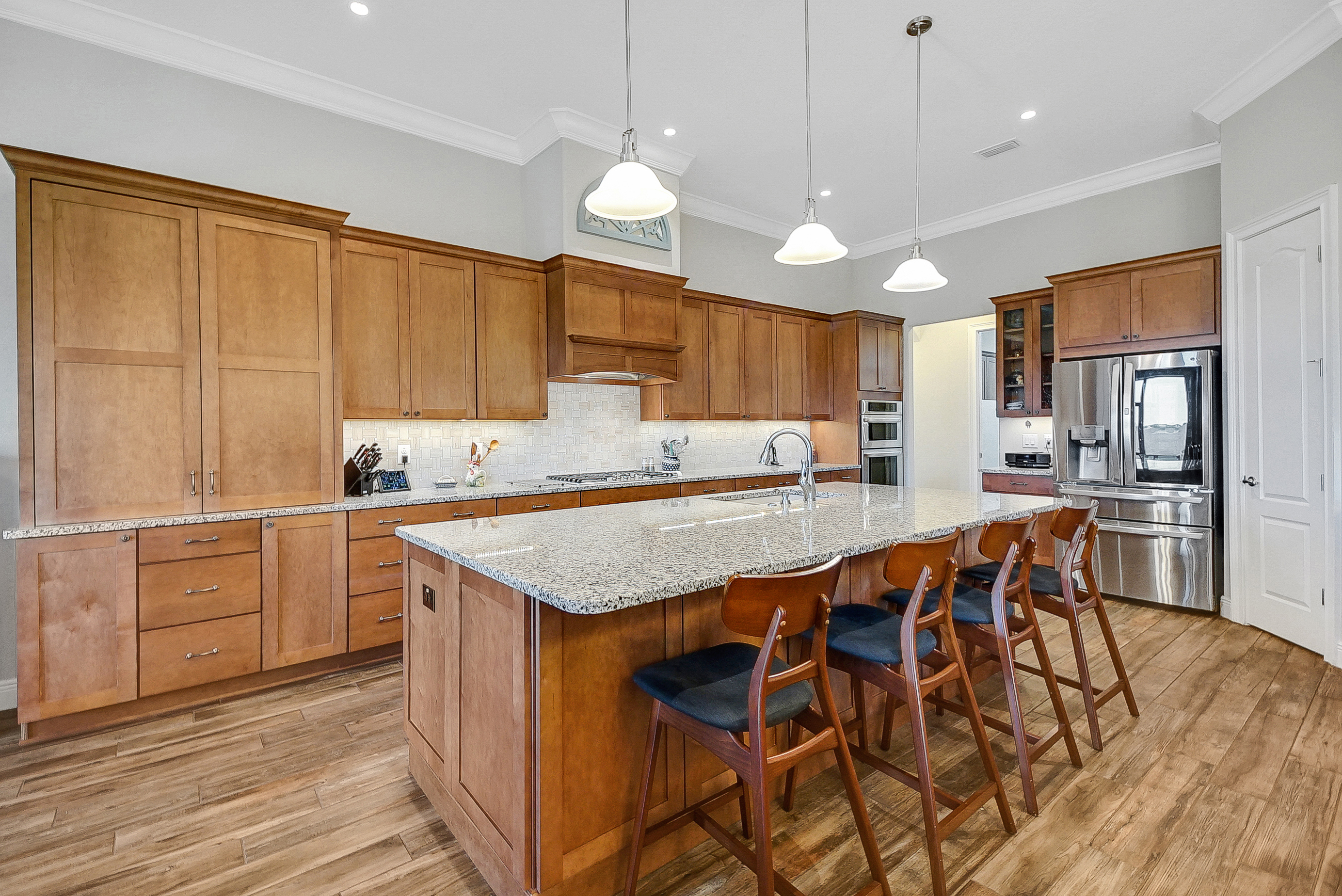 Lady Lake, Florida, 32159, United States, 4 Bedrooms Bedrooms, ,3 BathroomsBathrooms,Residential,For Sale,1945025