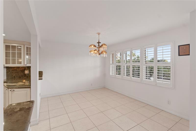 Lauderdale By The Sea, Florida, 33308, United States, 2 Bedrooms Bedrooms, ,2 BathroomsBathrooms,Residential,For Sale,1898422
