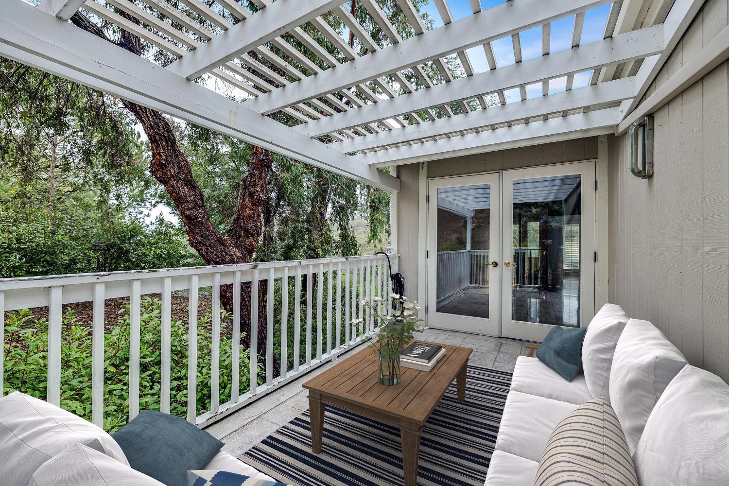 Pleasant Hill, California, 94523, United States, 3 Bedrooms Bedrooms, ,2 BathroomsBathrooms,Residential,For Sale,2003334