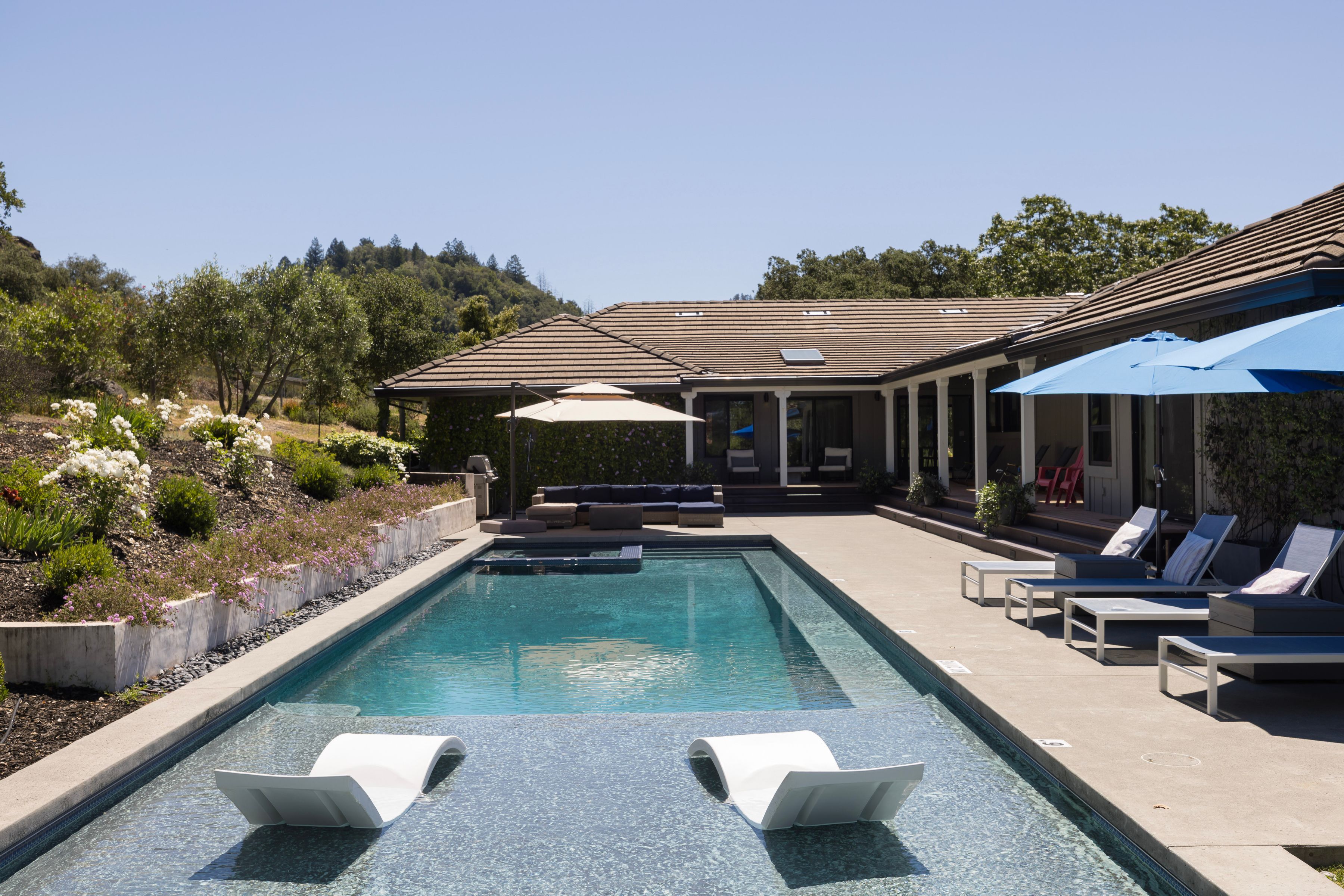  Income Producing Calistoga Compound - 物件實景