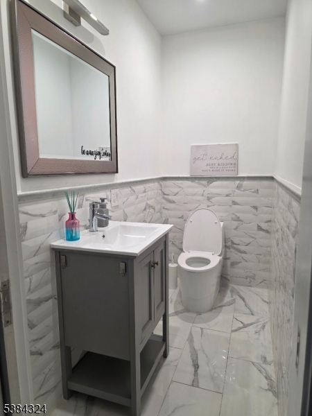 Elizabeth City, New Jersey, 07208, United States, 4 Bedrooms Bedrooms, ,4 BathroomsBathrooms,Residential,For Sale,1951009