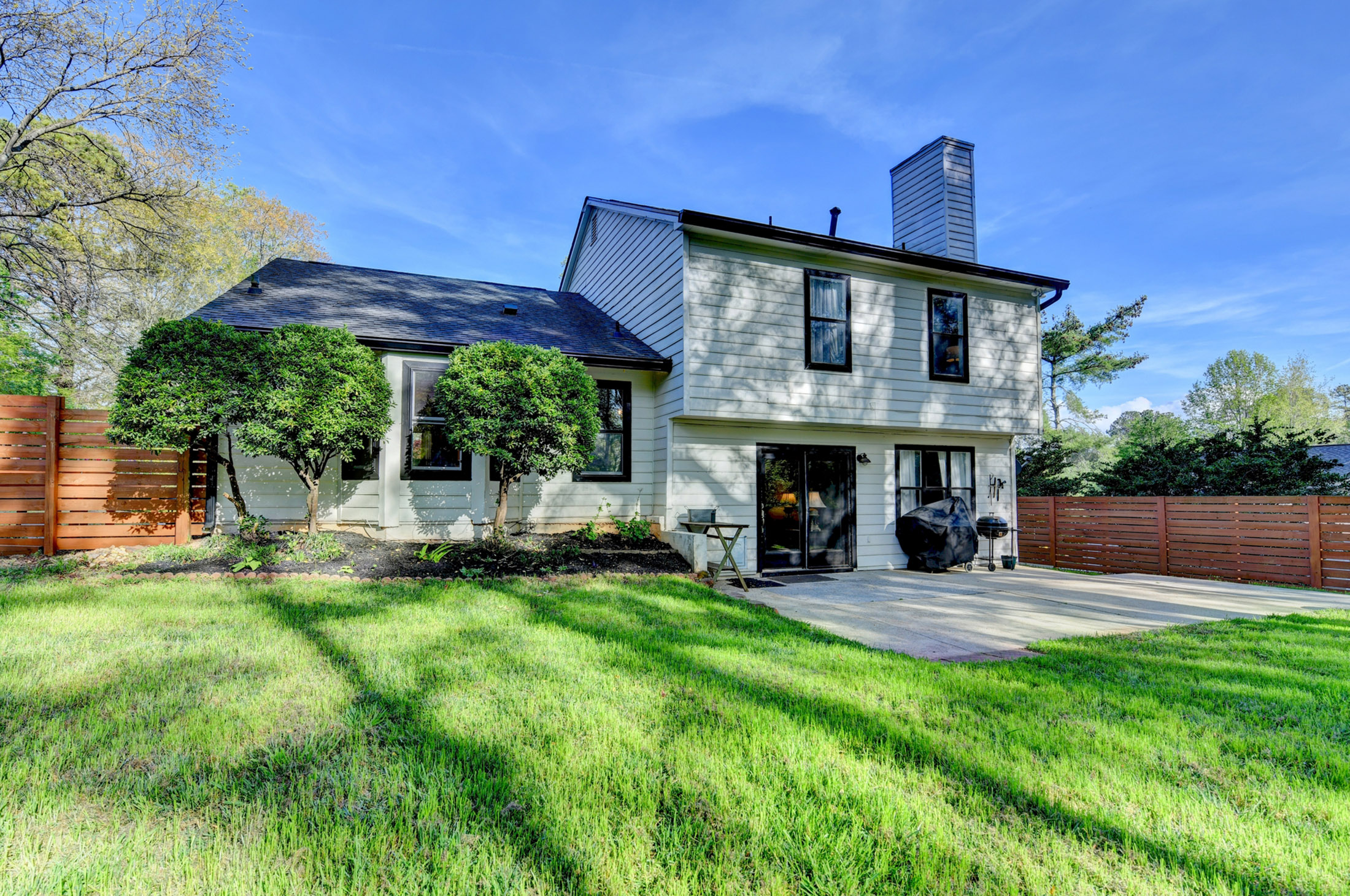  Welcome to this Renovated Home in Keheley Bend - 物件實景