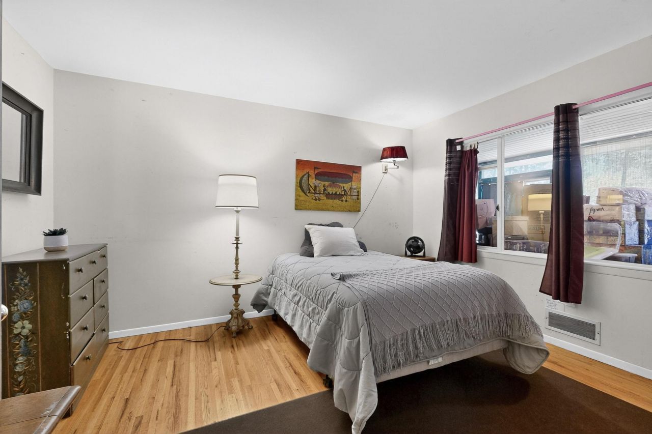 Albuquerque, New Mexico, 87107, United States, 4 Bedrooms Bedrooms, ,3 BathroomsBathrooms,Residential,For Sale,1917384
