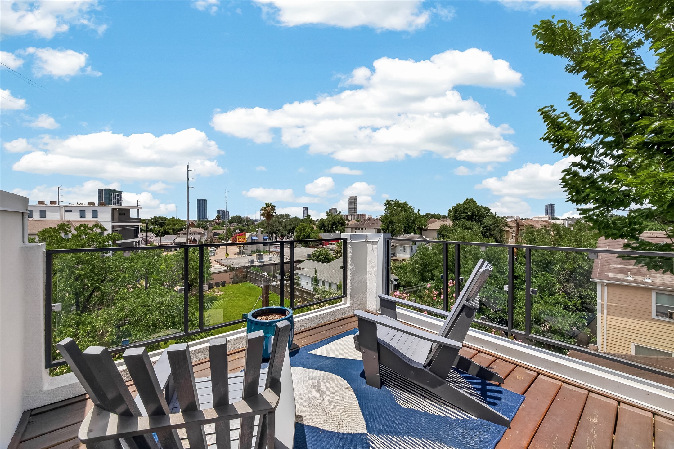  1767 Michigan Street - 物件實景