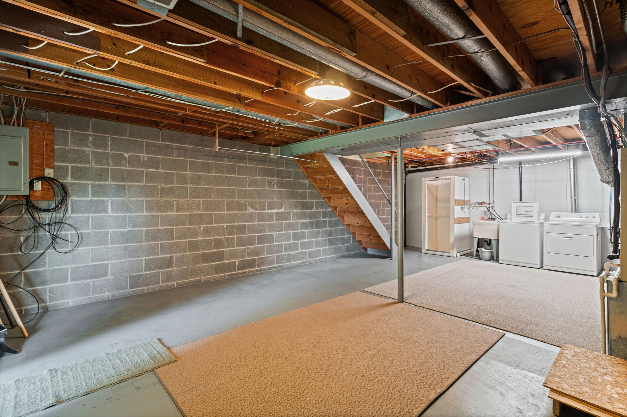  128 Arrowood Drive, Cranberry Township, PA 16066 - 物件實景