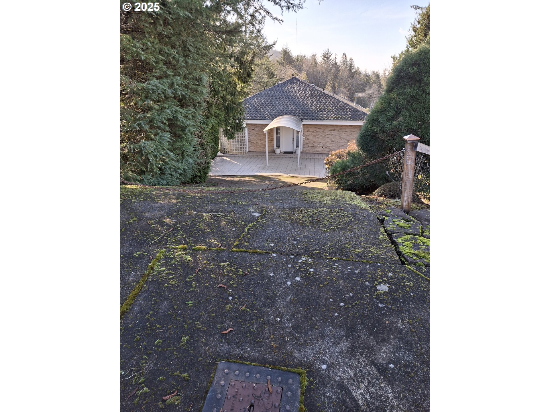 Portland, Oregon, 97229, United States, 3 Bedrooms Bedrooms, ,4 BathroomsBathrooms,Residential,For Sale,1982517
