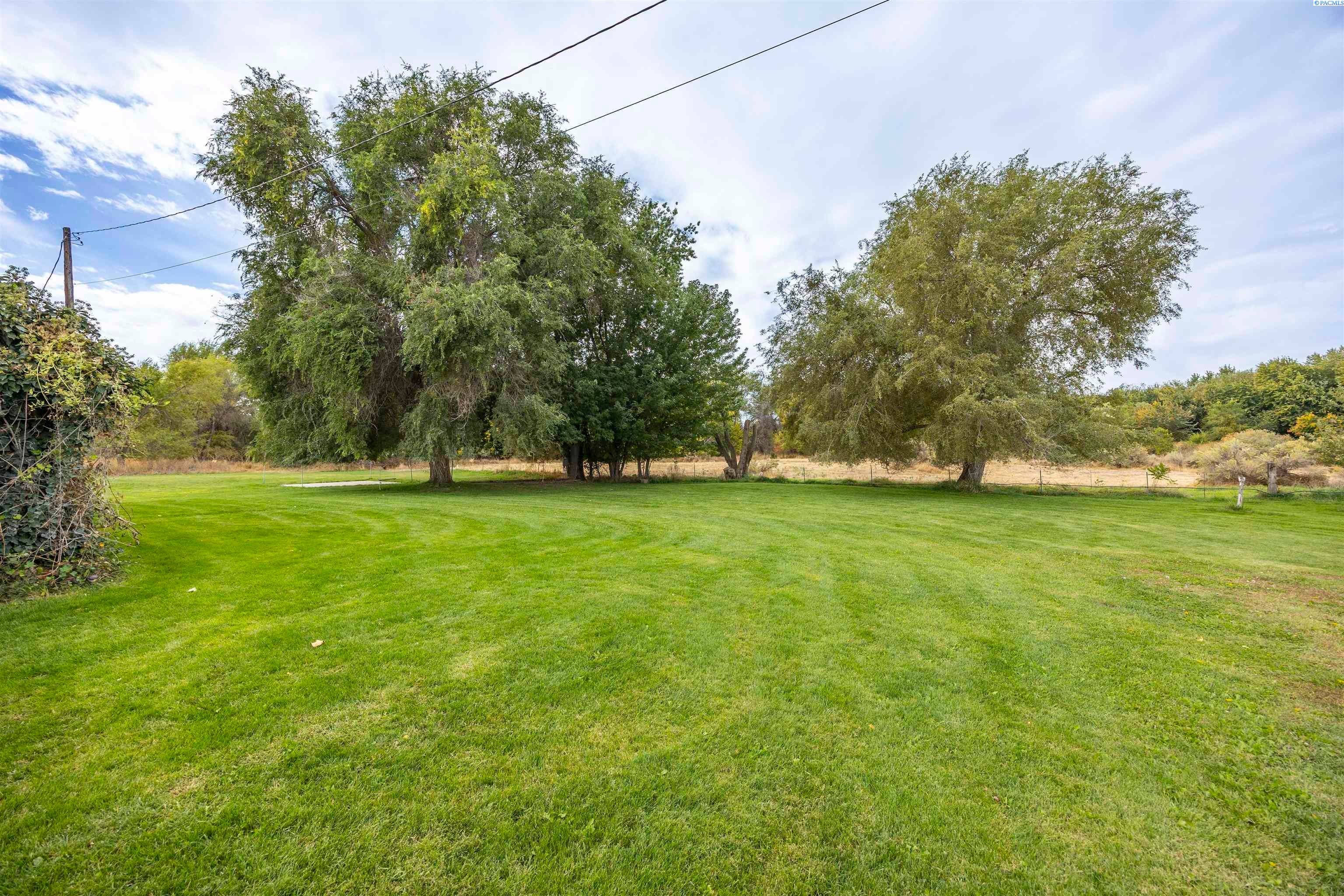 Richland, Washington, 99354, United States, 3 Bedrooms Bedrooms, ,2 BathroomsBathrooms,Residential,For Sale,1978459