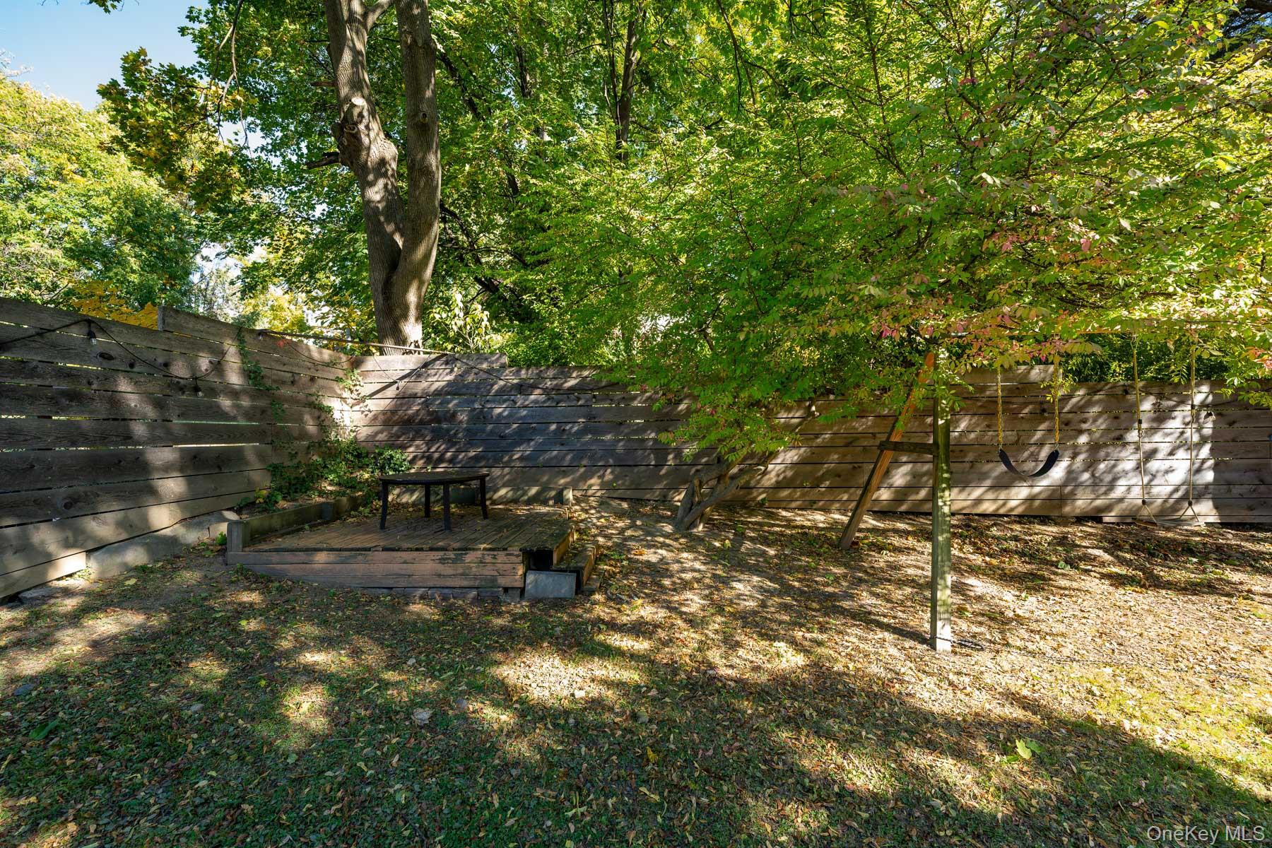 Tarrytown, New York, 10591, United States, 3 Bedrooms Bedrooms, ,4 BathroomsBathrooms,Residential,For Sale,1989441