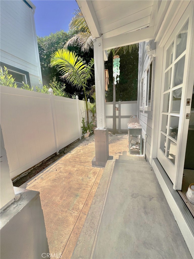 Newport Beach, California, 92660, United States, 3 Bedrooms Bedrooms, ,3 BathroomsBathrooms,Residential,For Sale,1892275