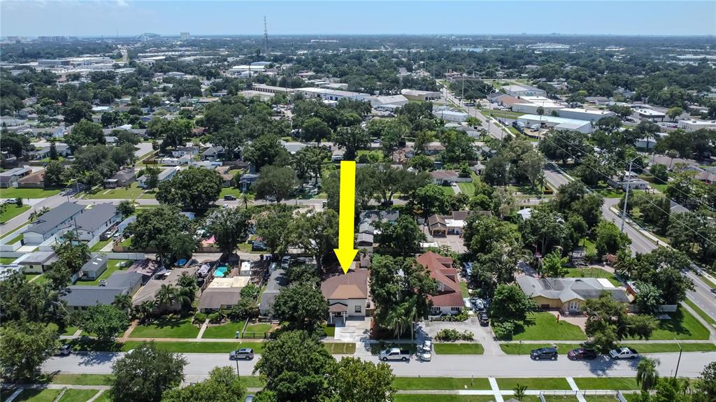 St Petersburg, Florida, 33713, United States, 4 Bedrooms Bedrooms, ,3 BathroomsBathrooms,Residential,For Sale,1932067