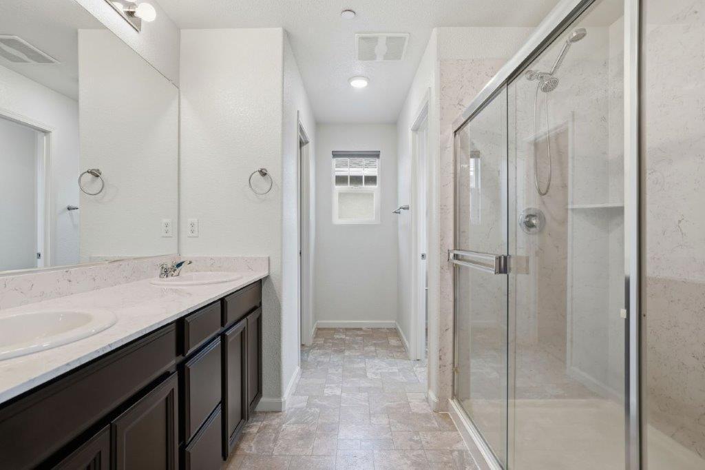 Sacramento, California, 95834, United States, 3 Bedrooms Bedrooms, ,3 BathroomsBathrooms,Residential,For Sale,1992376