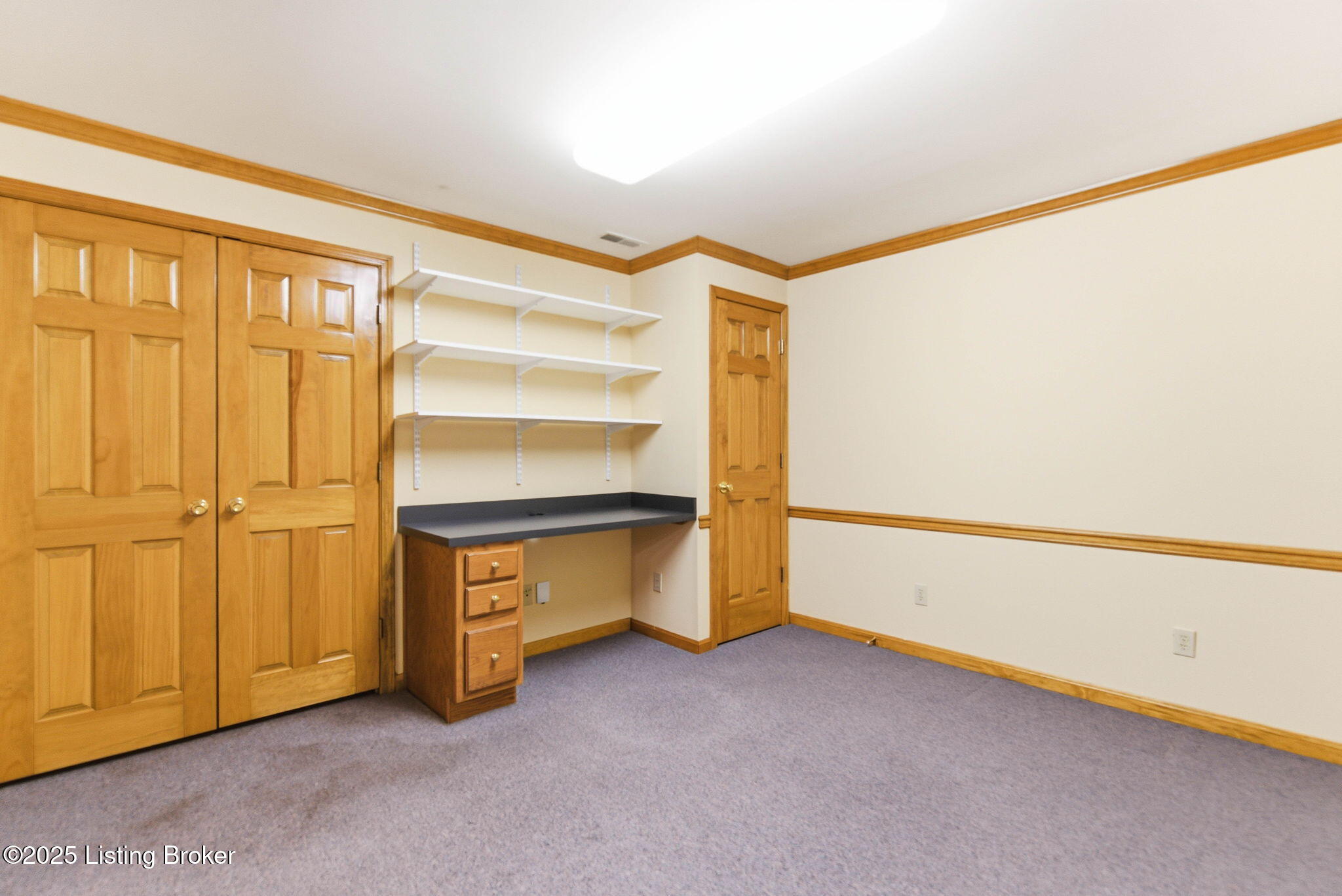 Prospect, Kentucky, 40059, United States, 3 Bedrooms Bedrooms, ,3 BathroomsBathrooms,Residential,For Sale,1996132