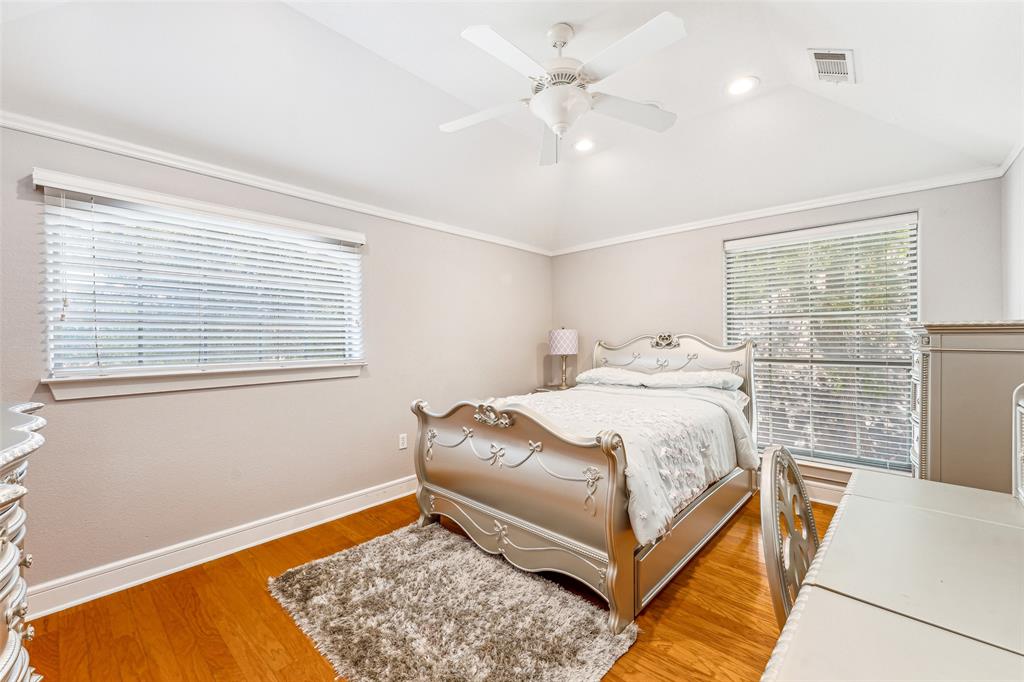 Granbury, Texas, 76048, United States, 4 Bedrooms Bedrooms, ,3 BathroomsBathrooms,Residential,For Sale,1978799