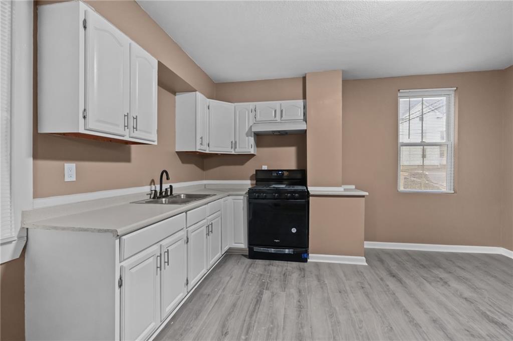 Woonsocket, Rhode Island, 02895, United States, 7 Bedrooms Bedrooms, ,3 BathroomsBathrooms,Residential,For Sale,2006468