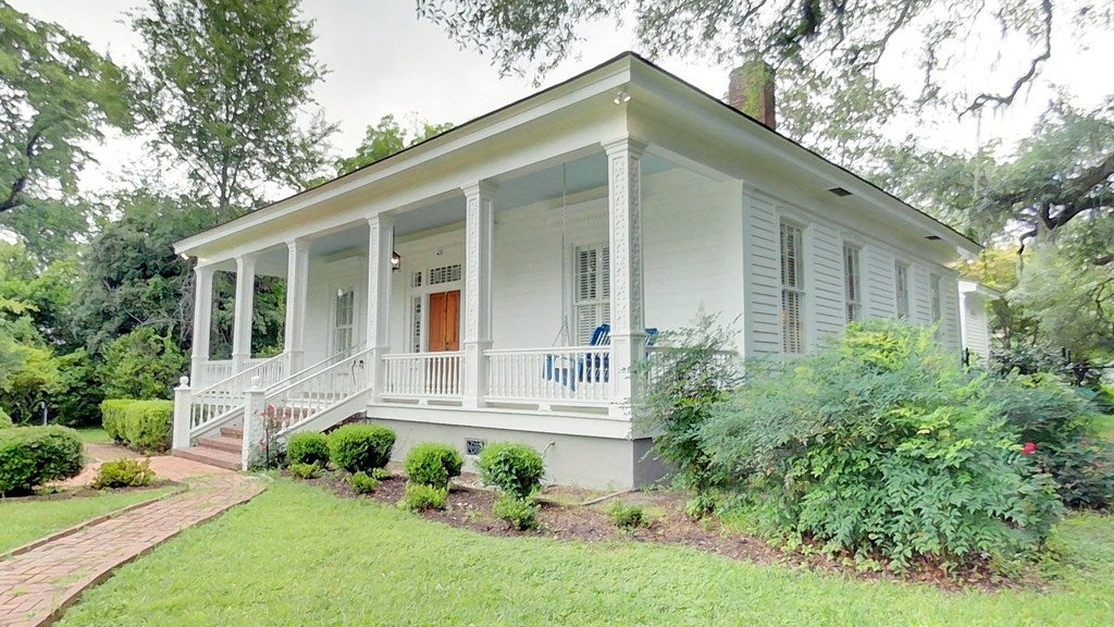 Thomasville, Georgia, 31792, United States, 3 Bedrooms Bedrooms, ,3 BathroomsBathrooms,Residential,For Sale,2005242