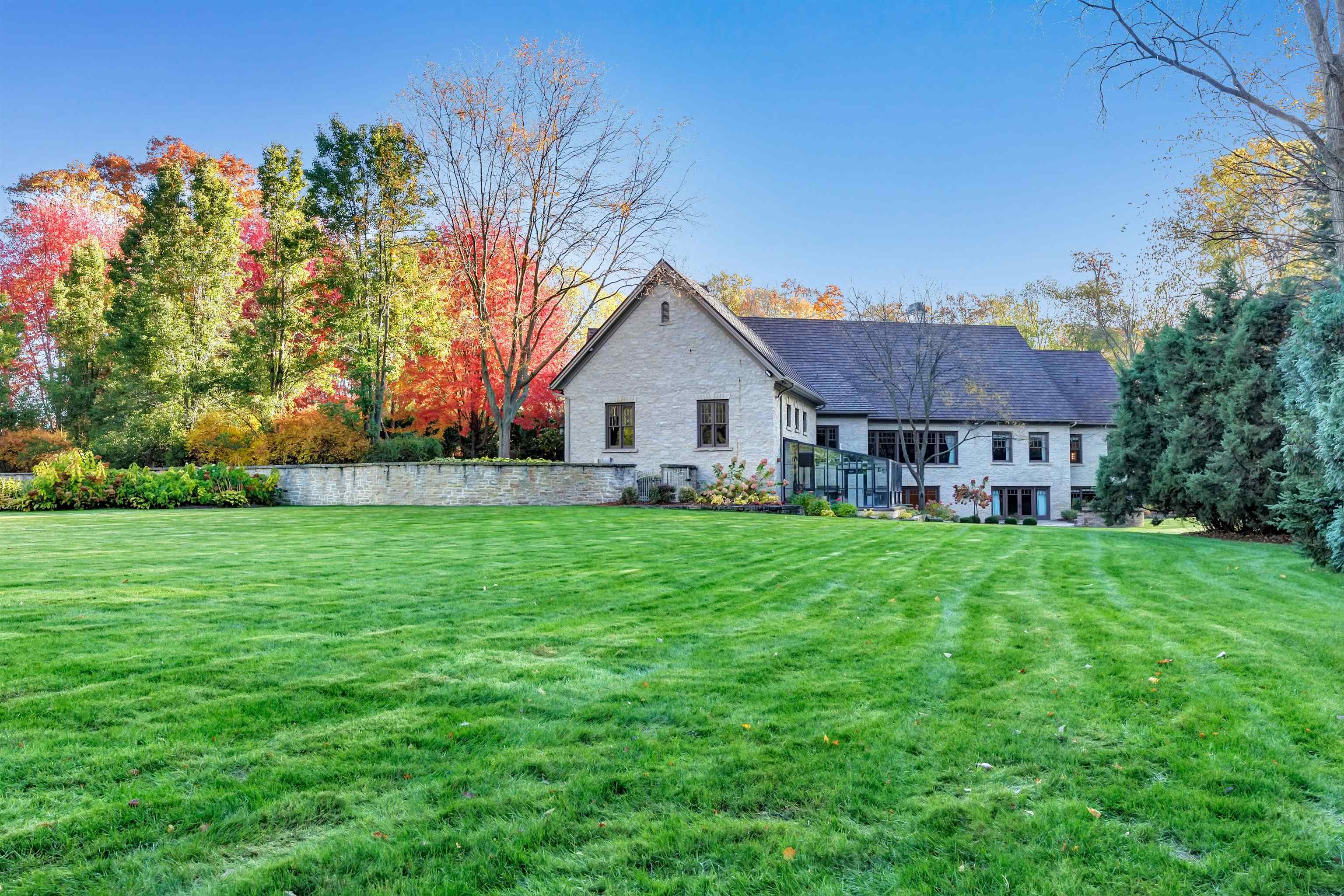 HOBART, Wisconsin, 54155, United States, 4 Bedrooms Bedrooms, ,7 BathroomsBathrooms,Residential,For Sale,1991559