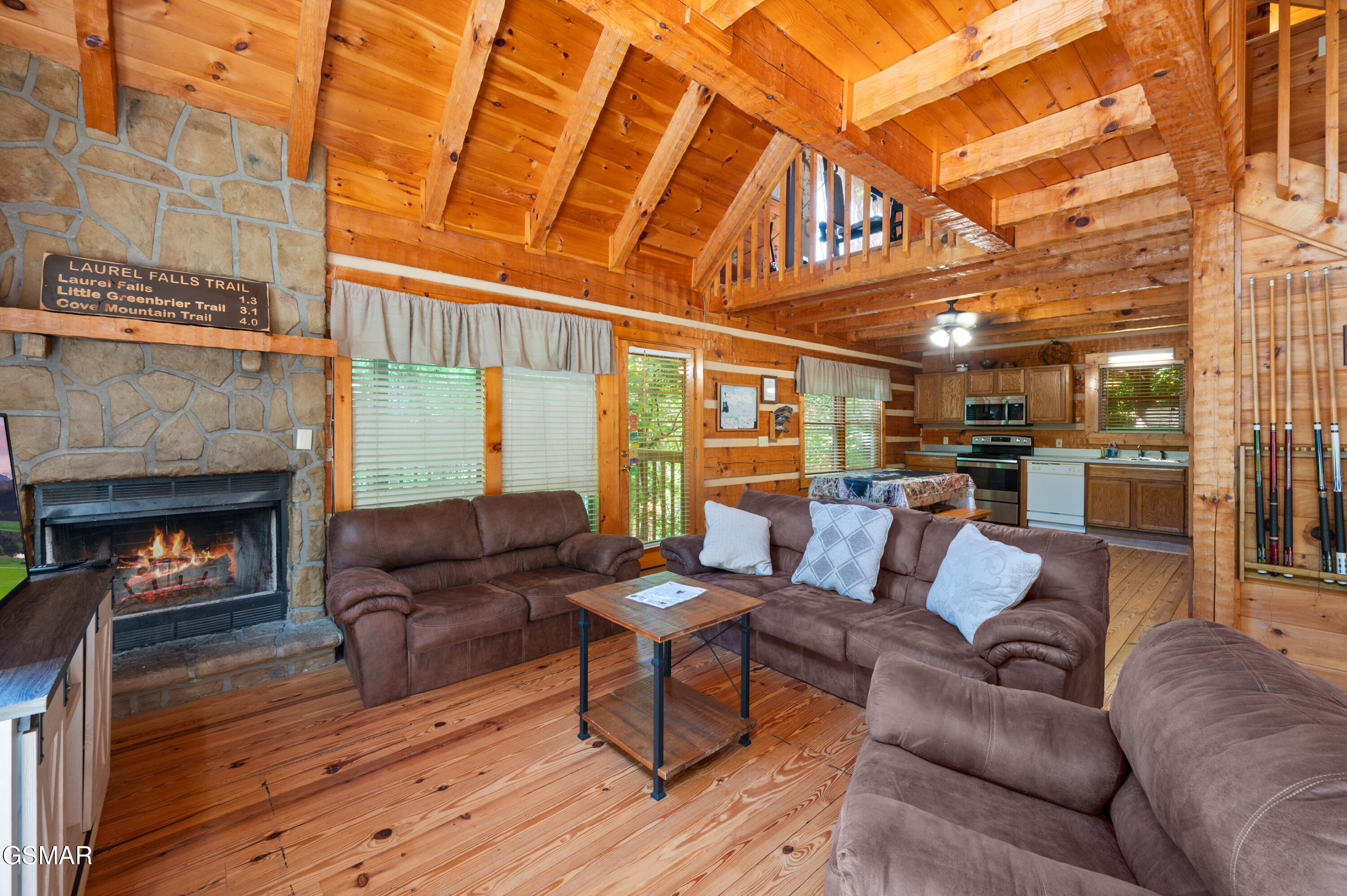 Gatlinburg, Tennessee, 37738, United States, 1 Bedroom Bedrooms, ,2 BathroomsBathrooms,Residential,For Sale,1977130