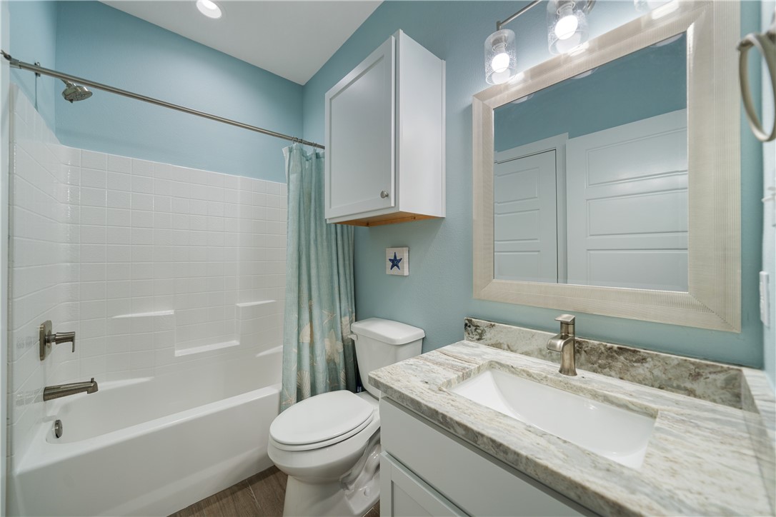 Corpus Christi, Texas, 78418, United States, 3 Bedrooms Bedrooms, ,3 BathroomsBathrooms,Residential,For Sale,1736006