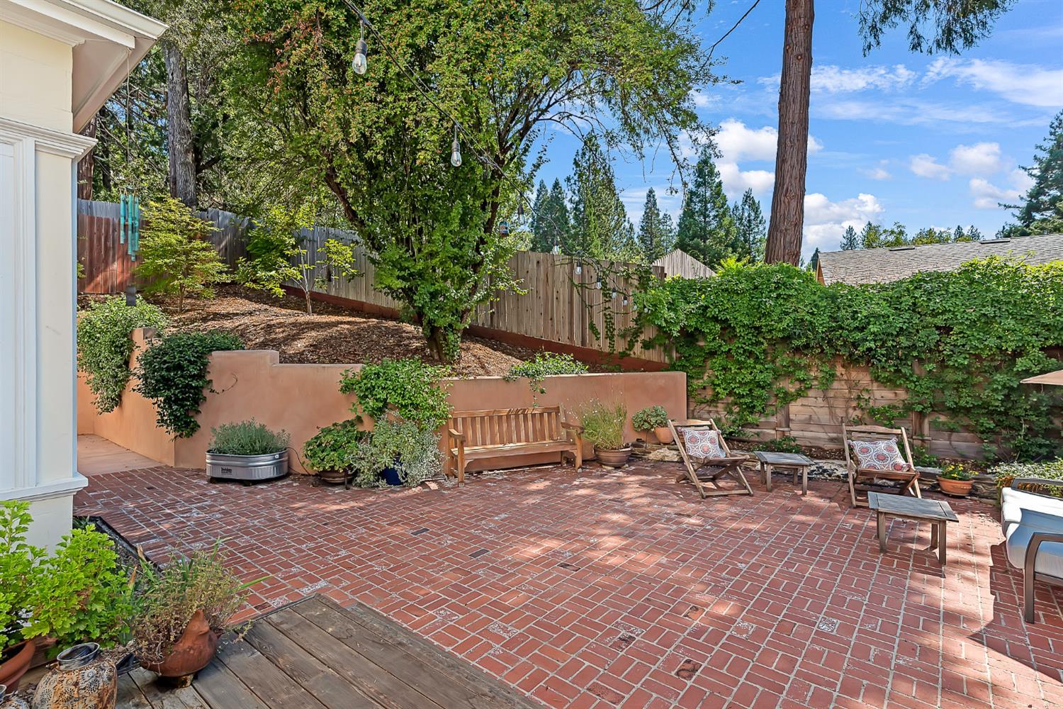 Placerville, California, 95667, United States, 4 Bedrooms Bedrooms, ,2 BathroomsBathrooms,Residential,For Sale,1978862